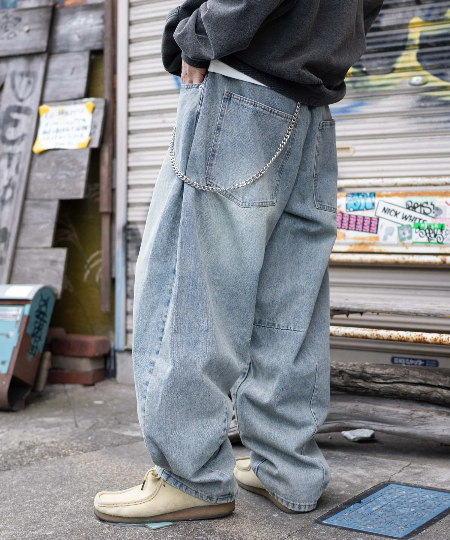 チェーン付きバルーンデニムパンツ - Image 13