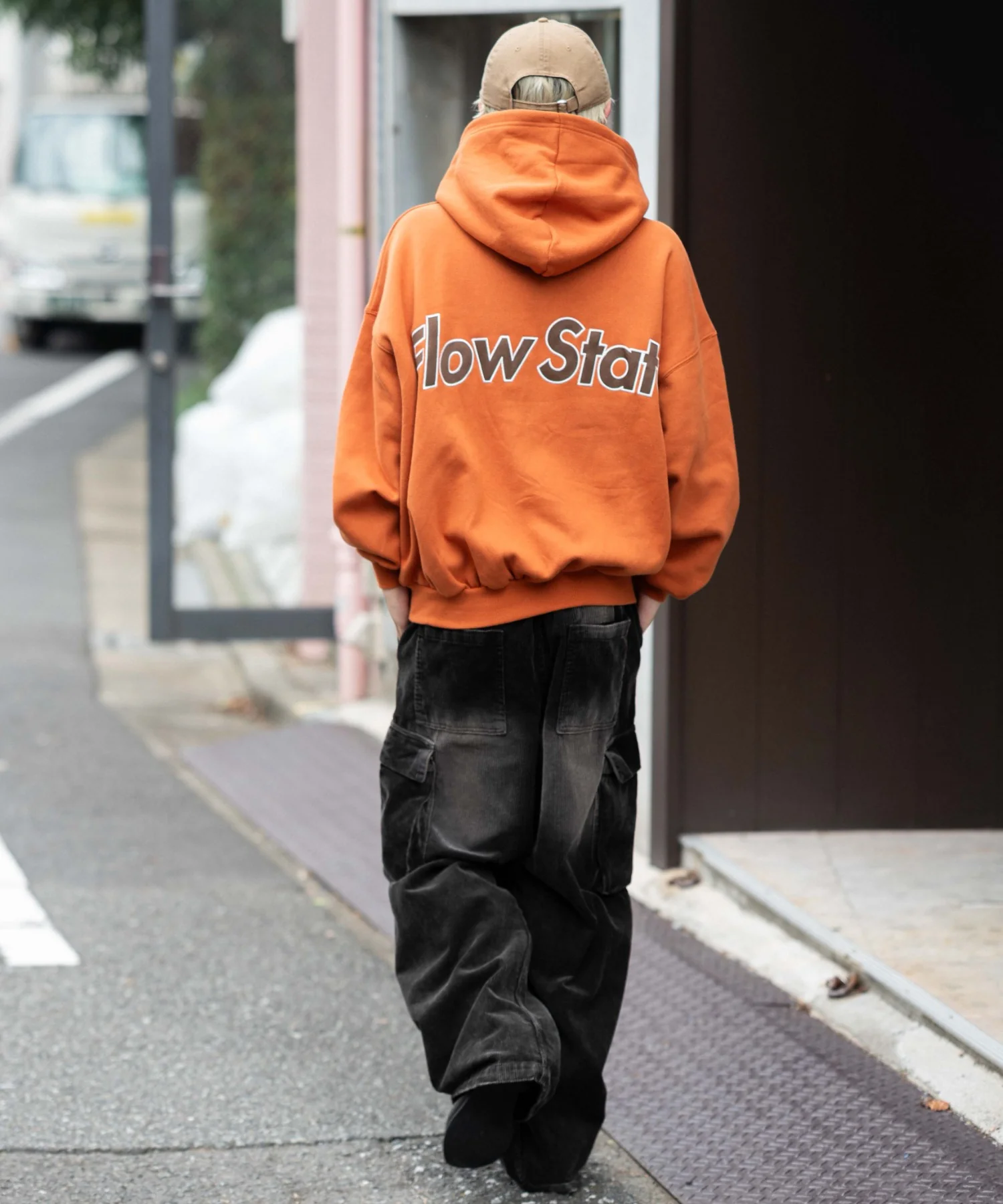 バルーンクロップドグラフィックプルパーカー - Image 36