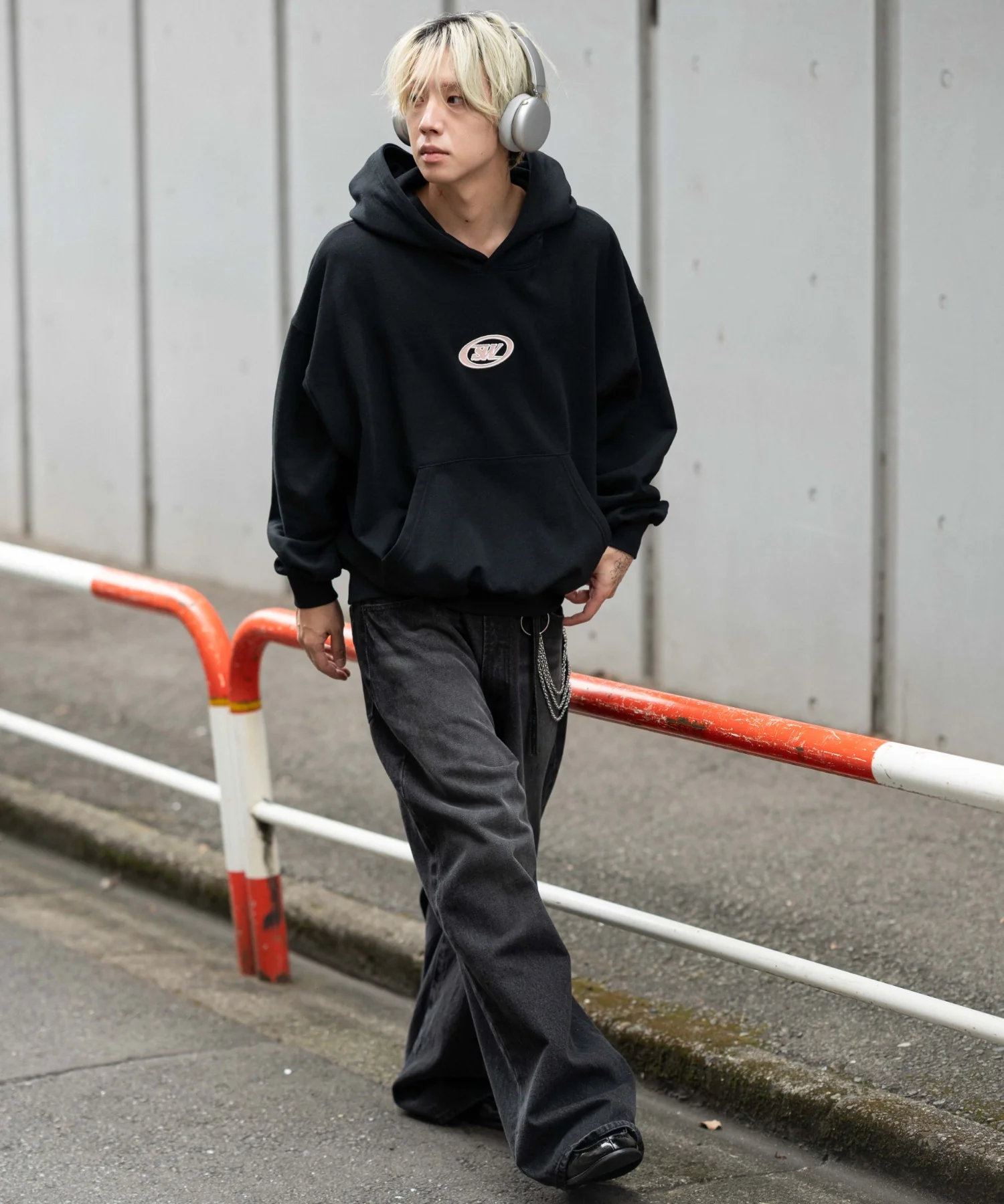 バルーンクロップドグラフィックプルパーカー - Image 9