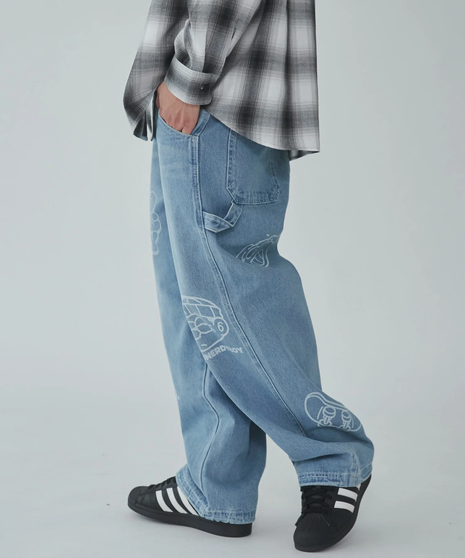 イージーペインターグラフィックデニムパンツ - Image 14