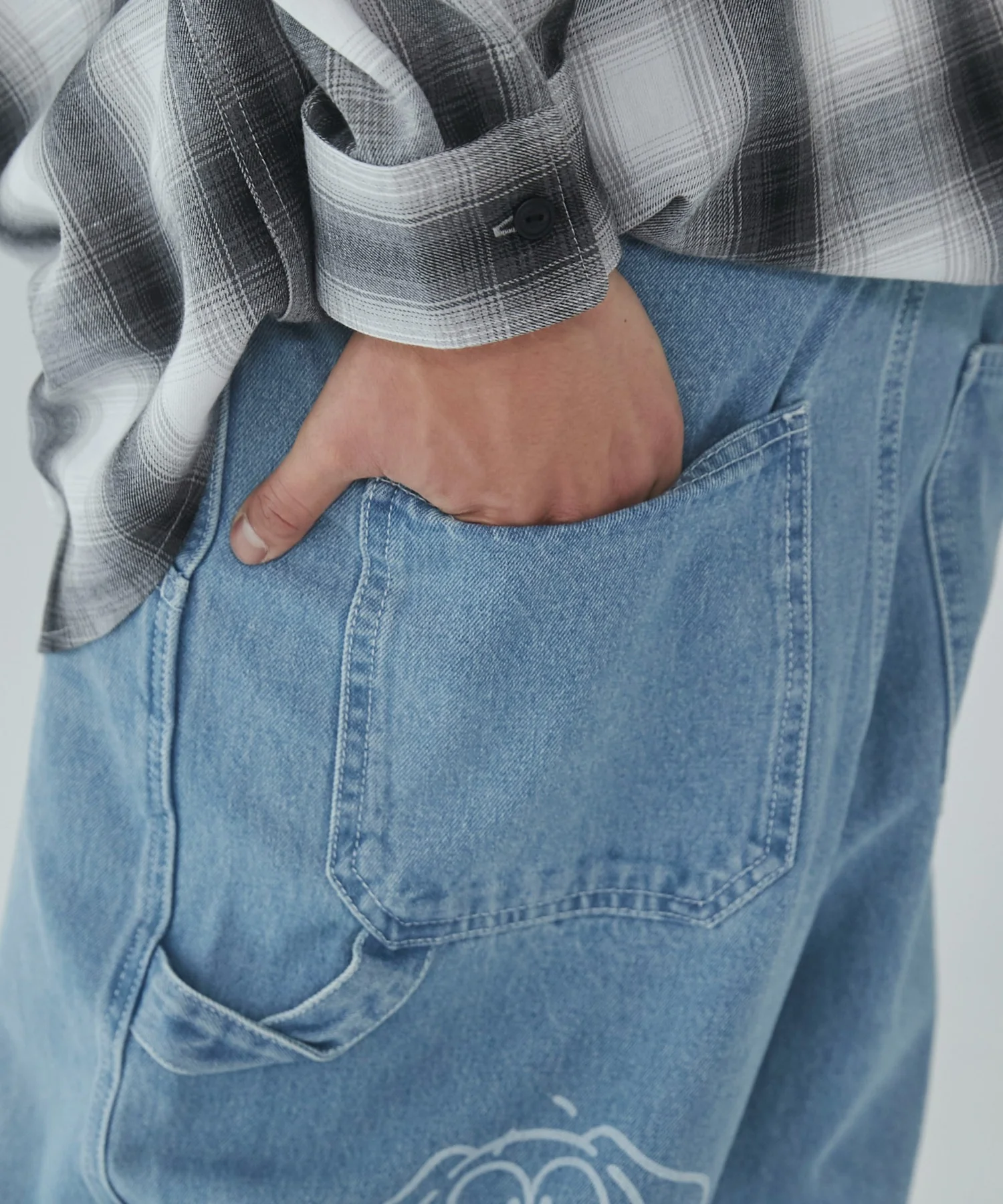 イージーペインターグラフィックデニムパンツ - Image 17