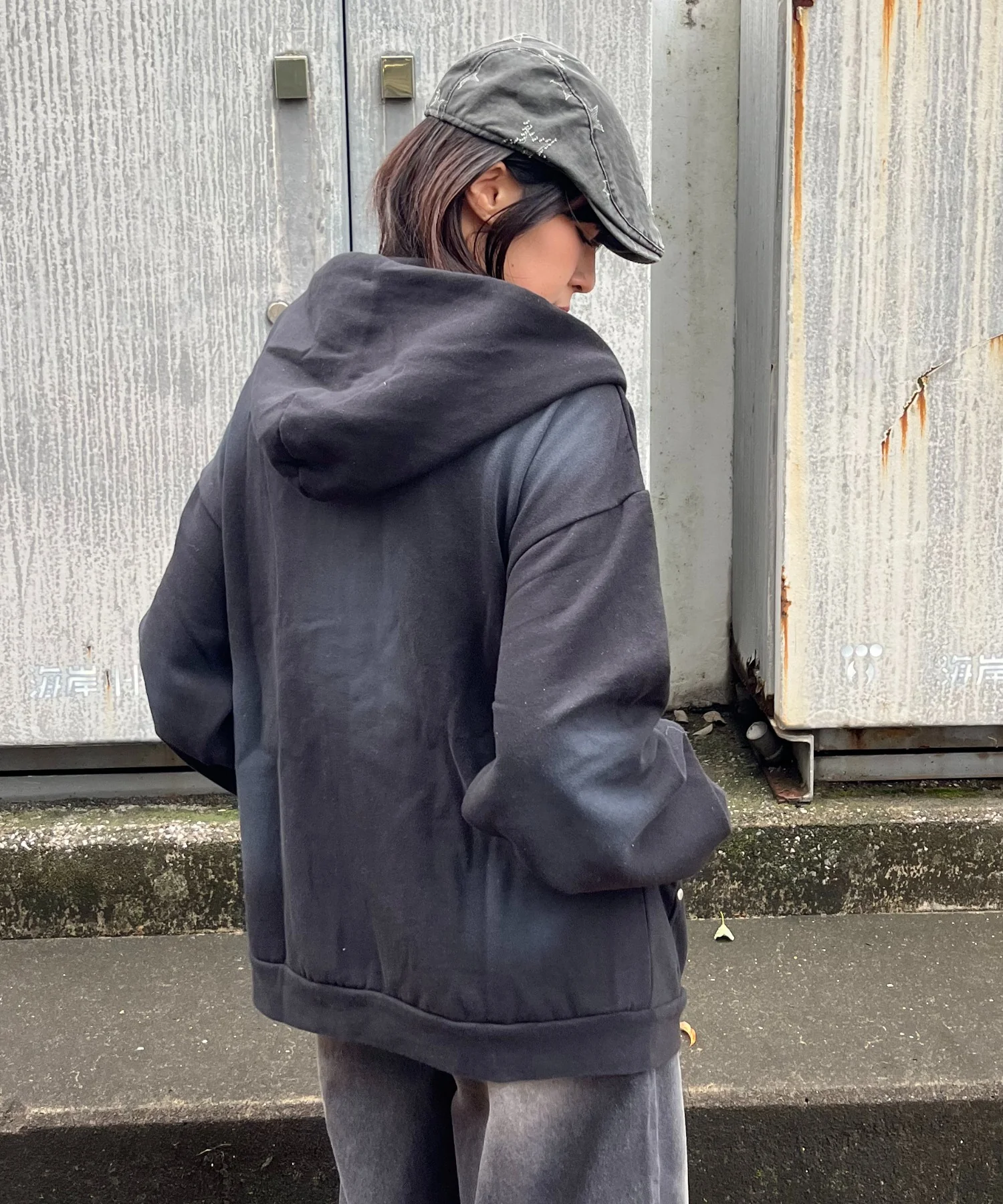SEQUENZ　ロゴフェードZIPパーカー - Image 12