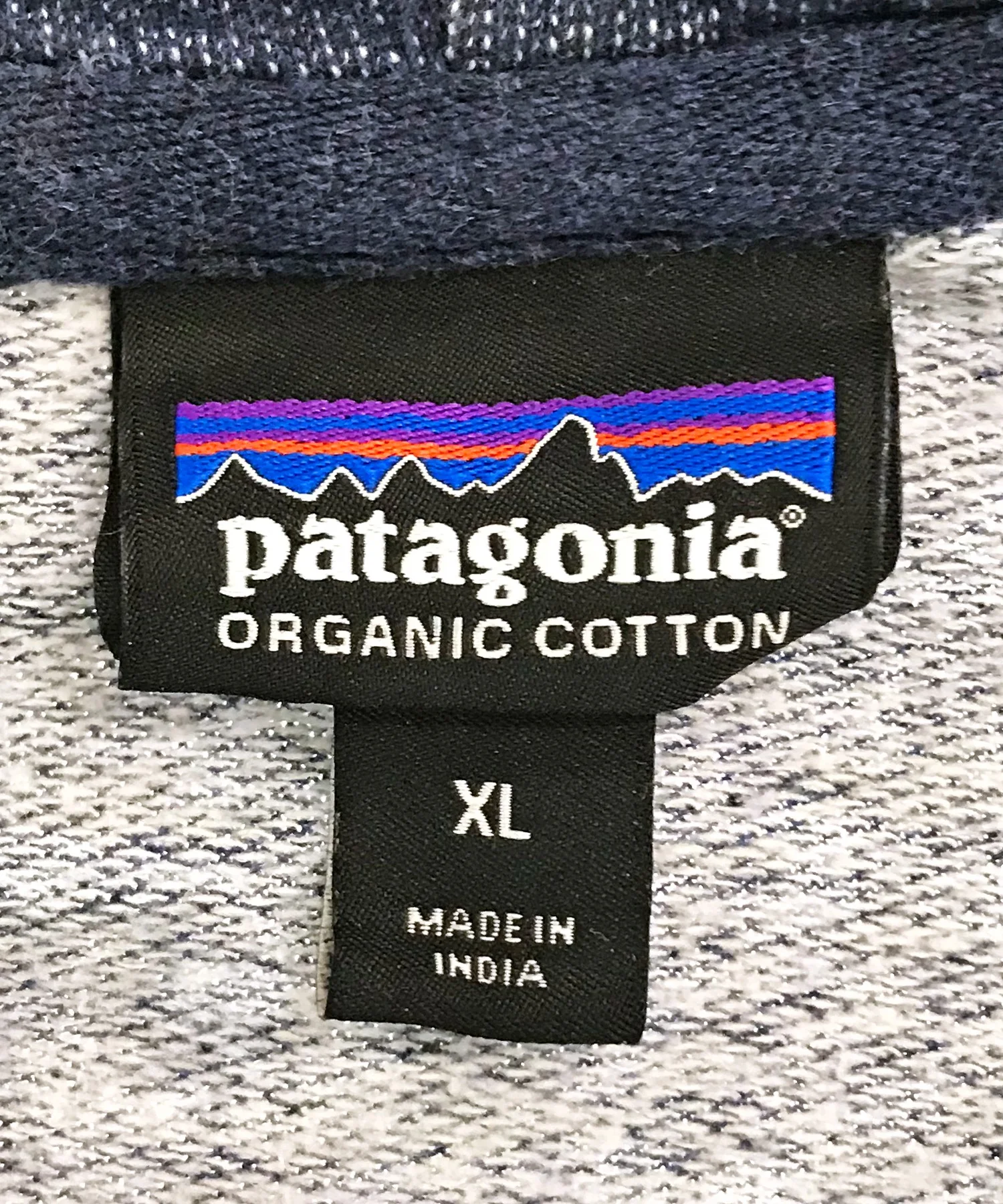 Patagonia アウトドアブランドスウェットパーカー - Image 3
