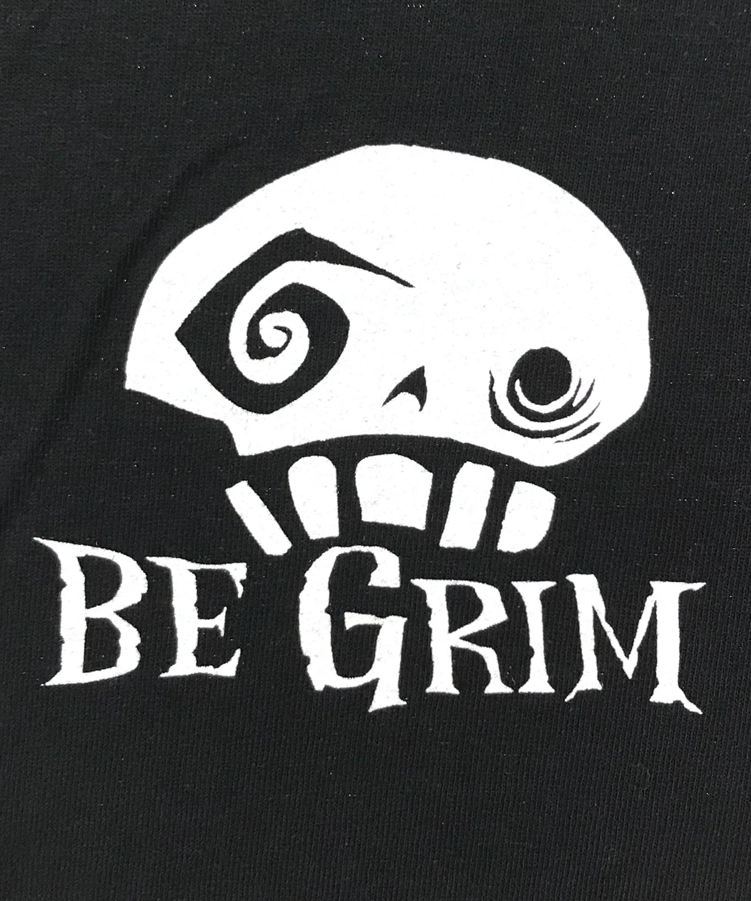 BE GRIM 90STシャツ - Image 4