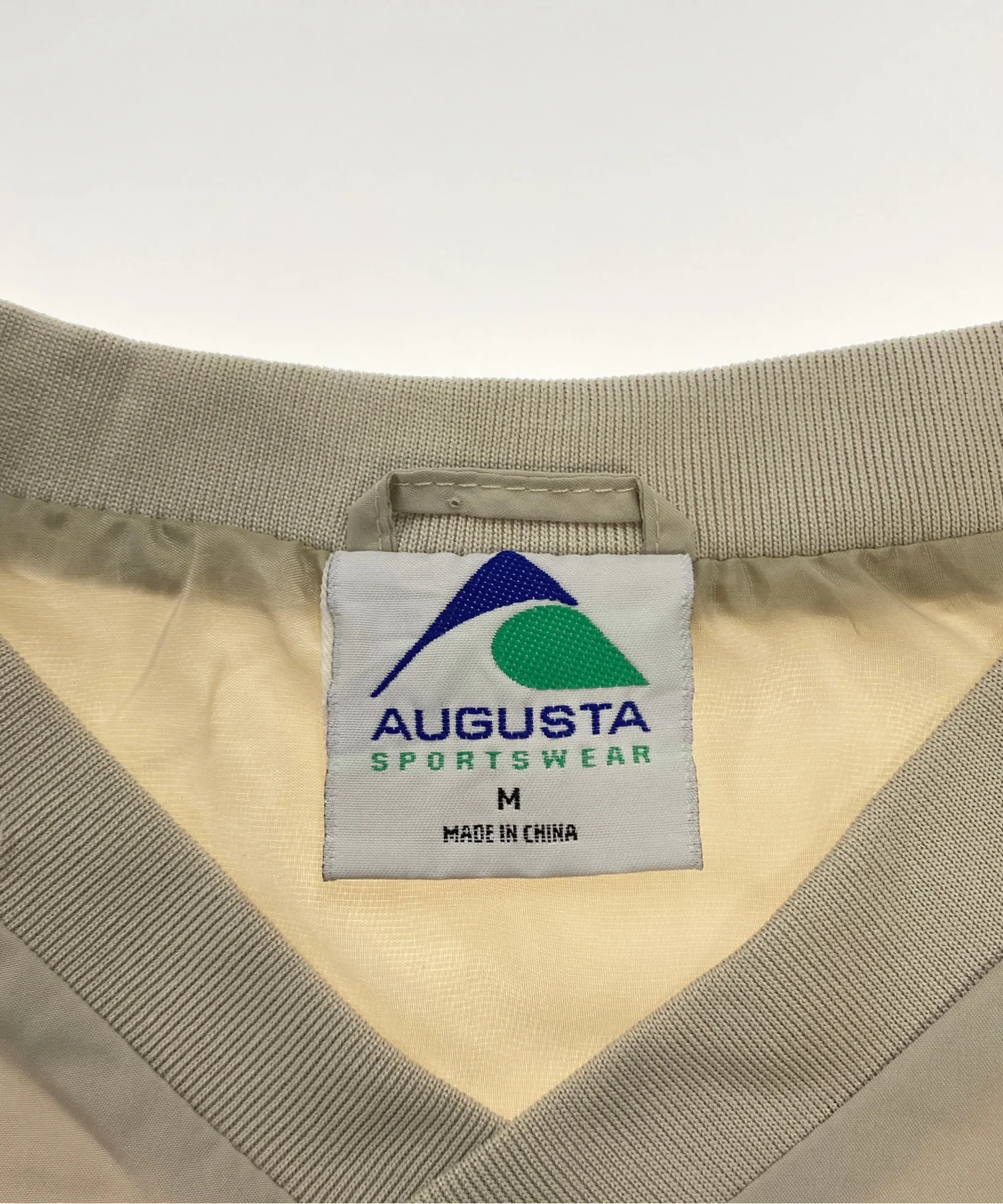AUGUSTAゴルフナイロンジャケット - Image 3