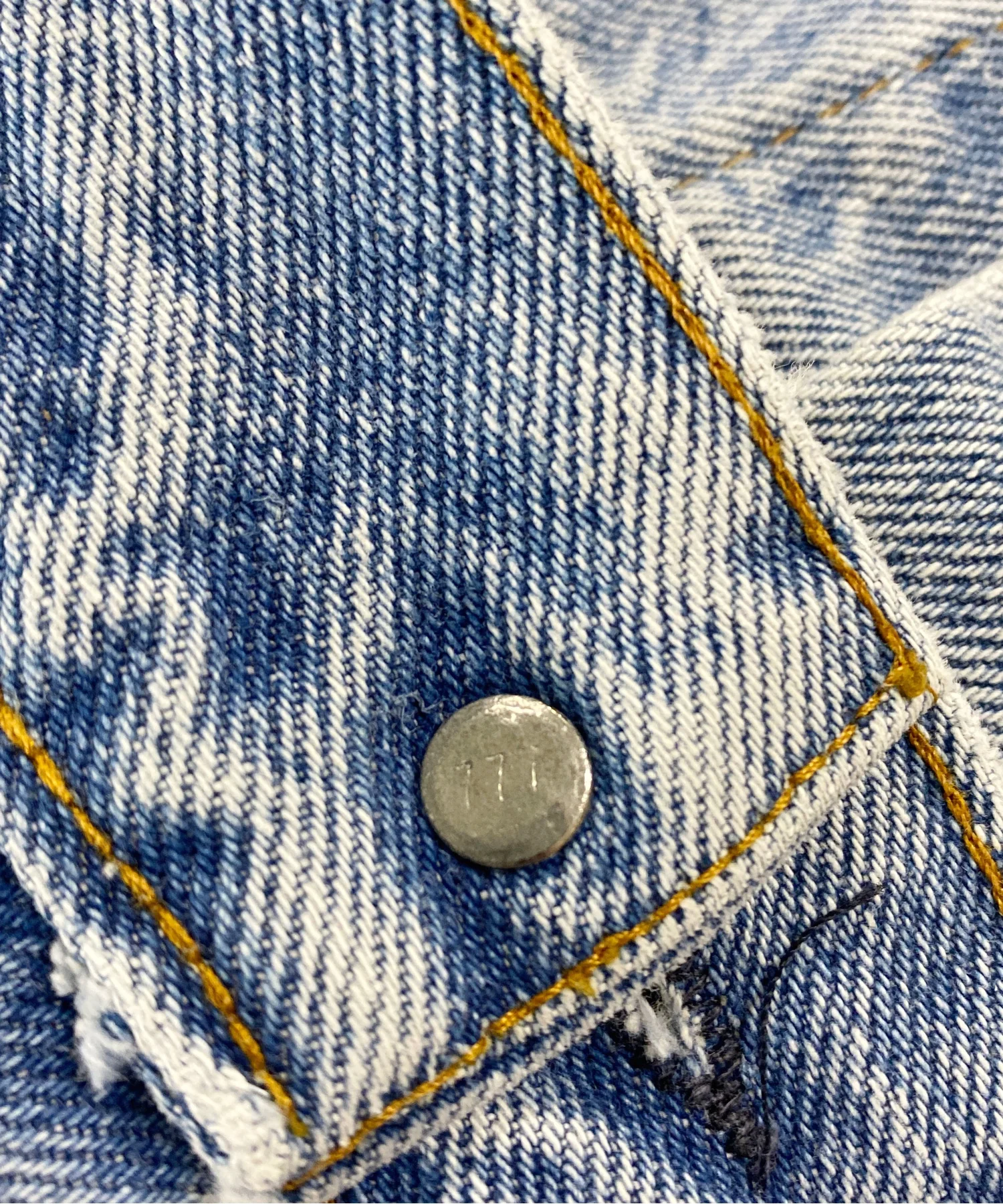 Levi'sブランドデニムジャケット - Image 7