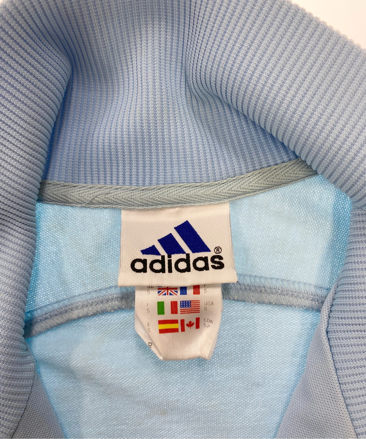 adidasブランドジャージ - Image 3