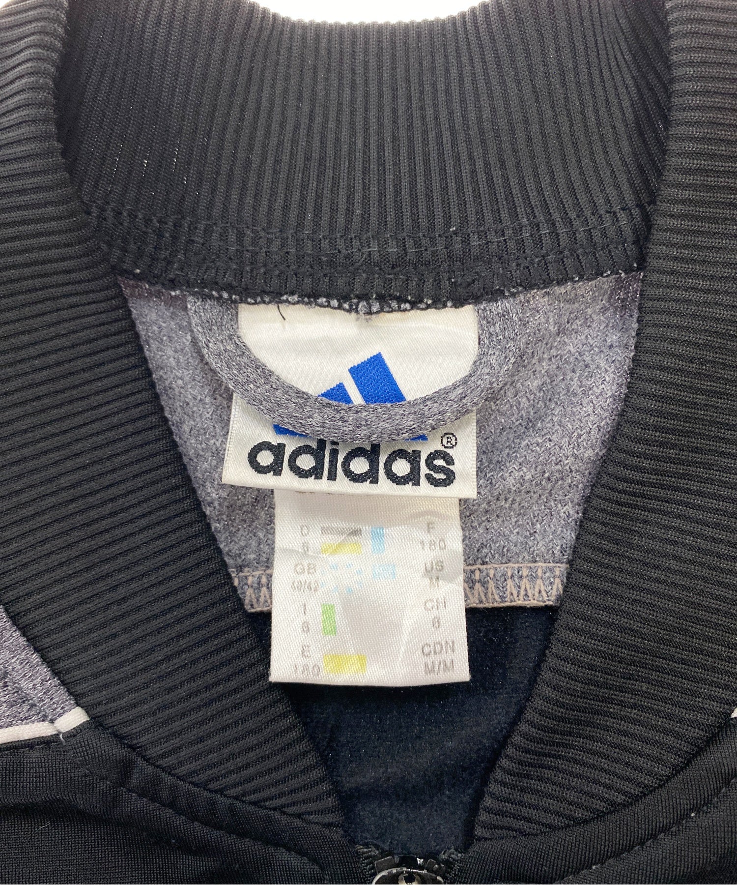 adidasブランドジャージ - Image 3