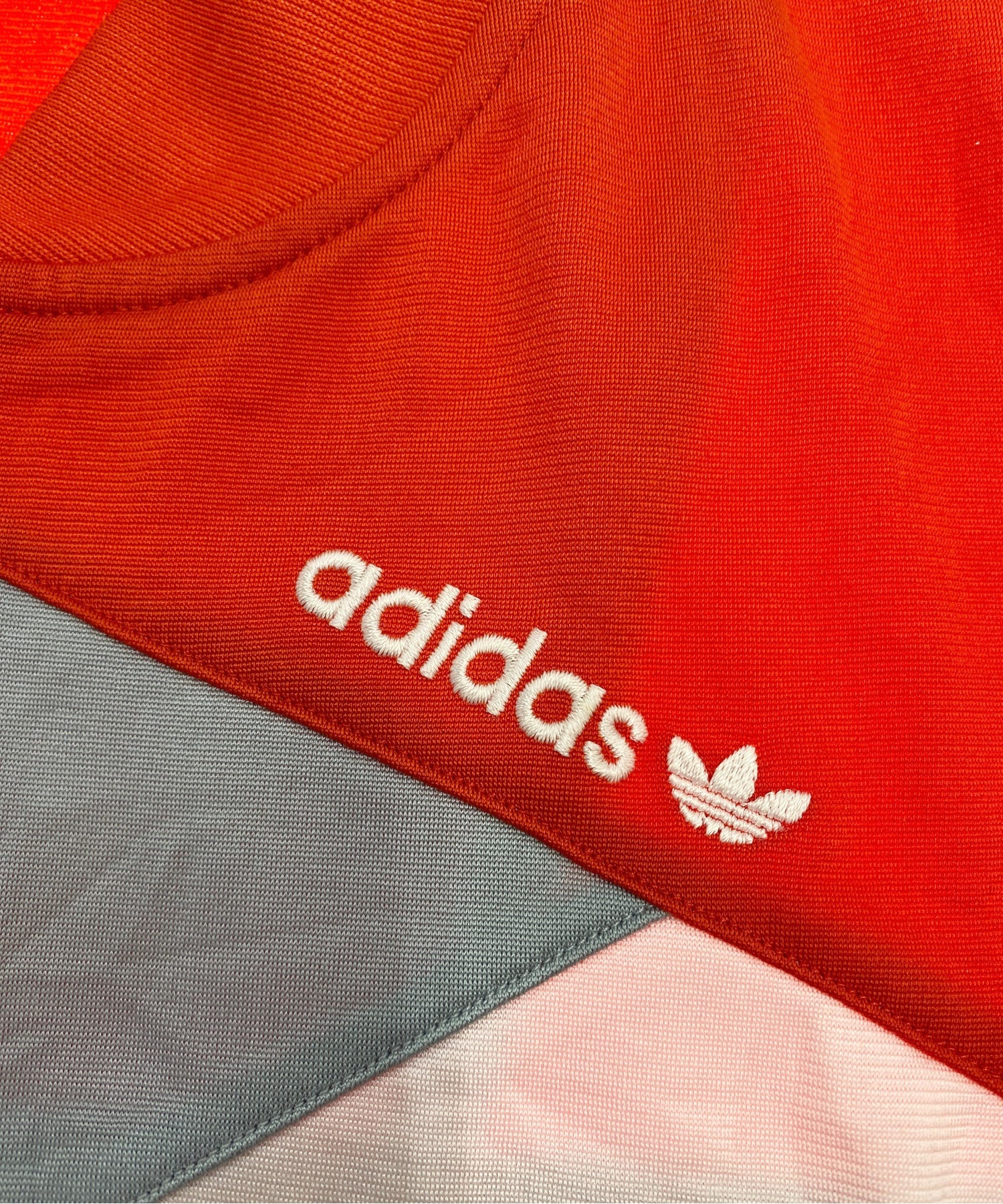 adidasブランドジャージ - Image 4