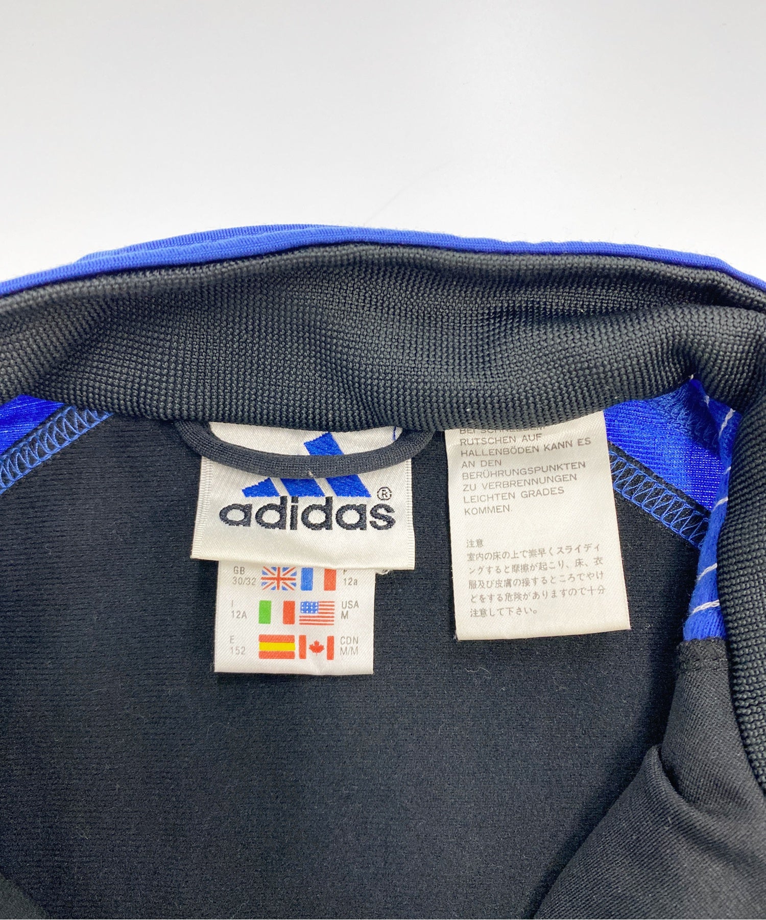 adidasブランドジャージ - Image 3