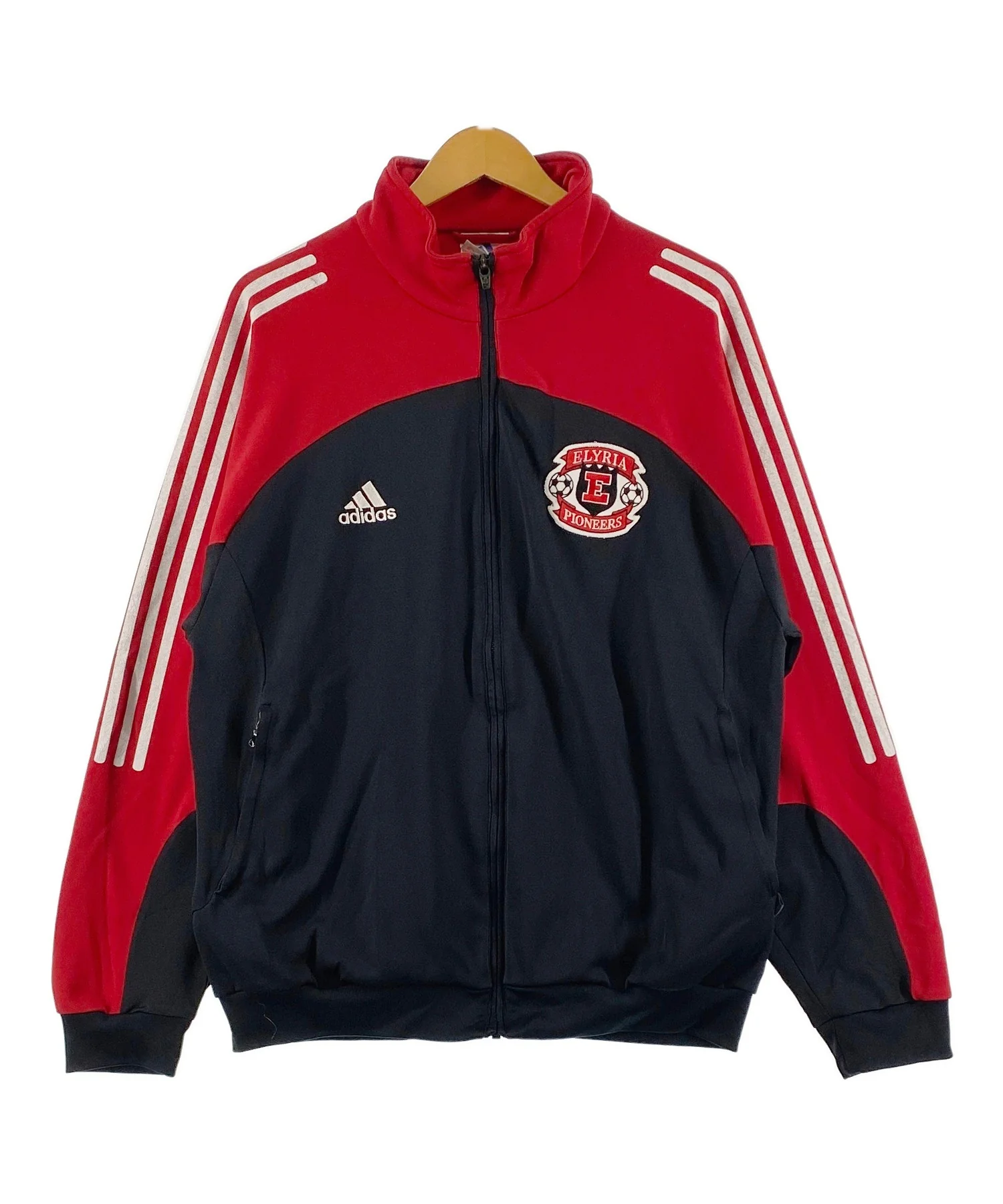 adidasブランドジャージ