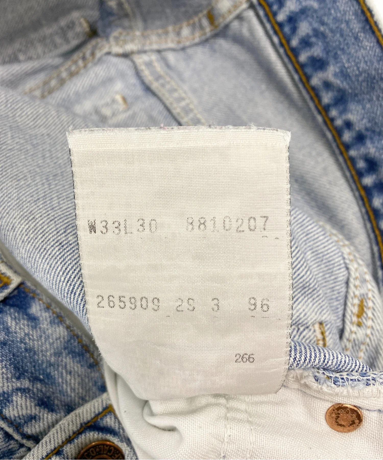 Levi's デニムパンツ - Image 4