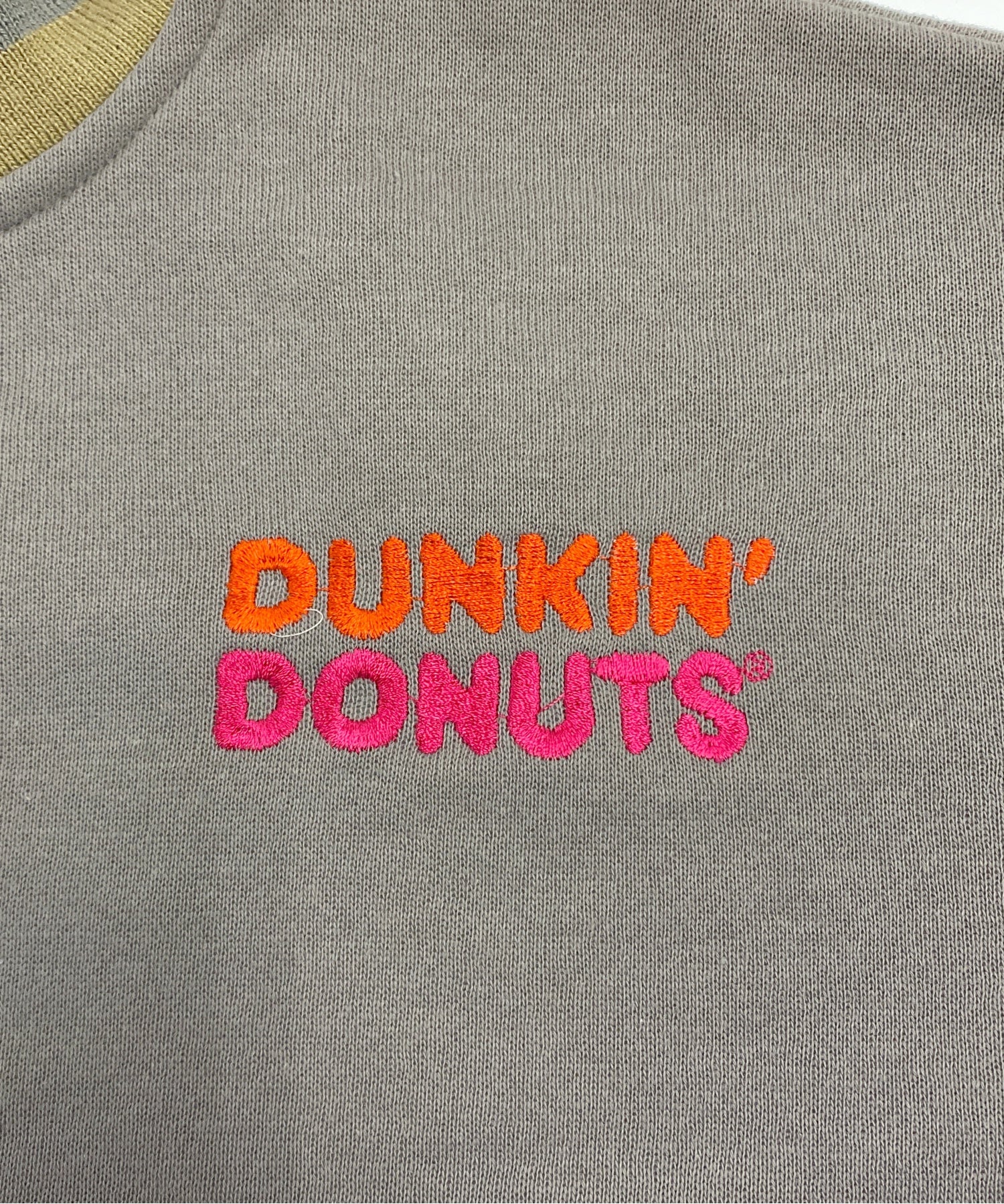 DUNKIN DONUTSプリントスウェット - Image 4