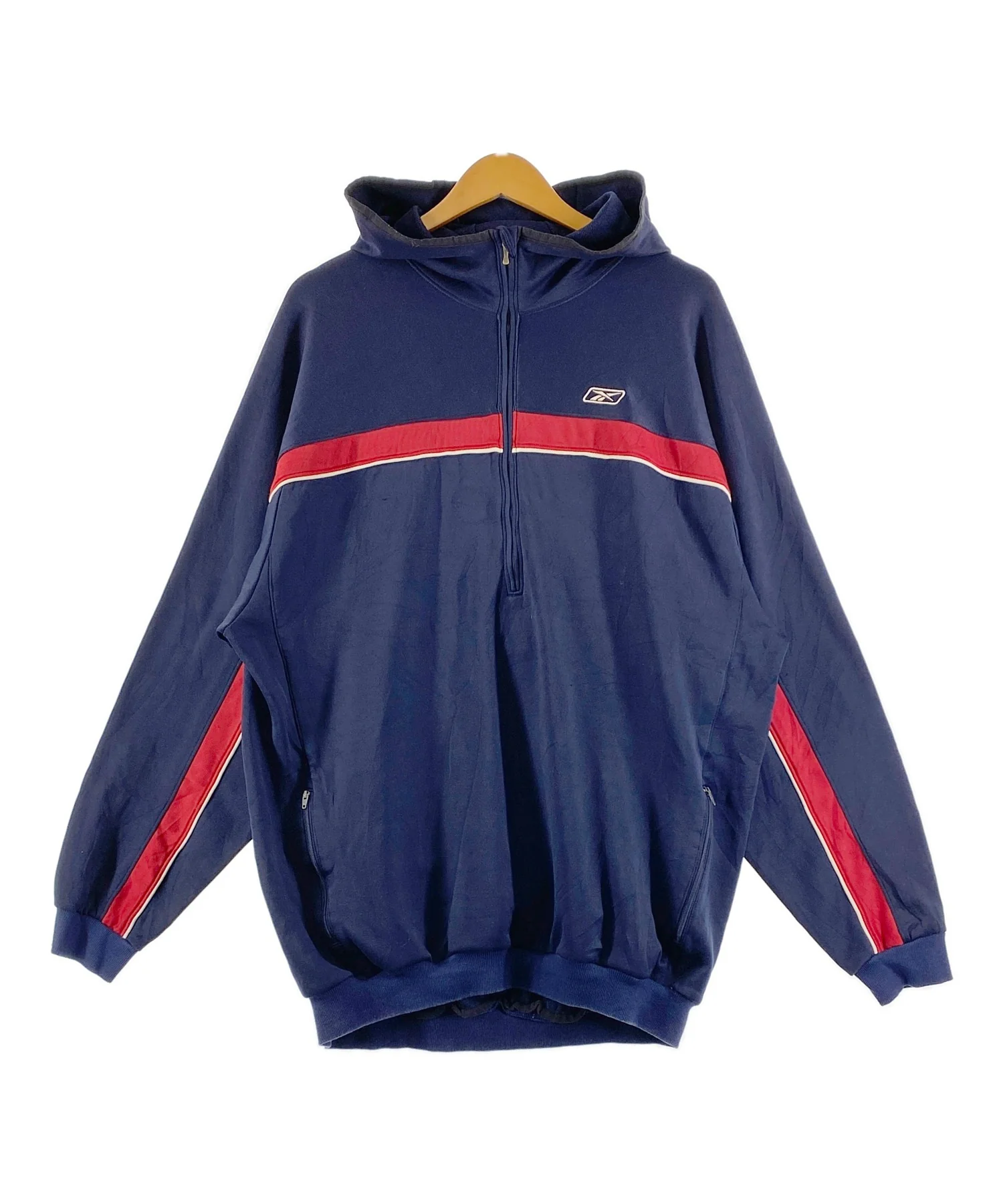 Reebokブランドジャージ