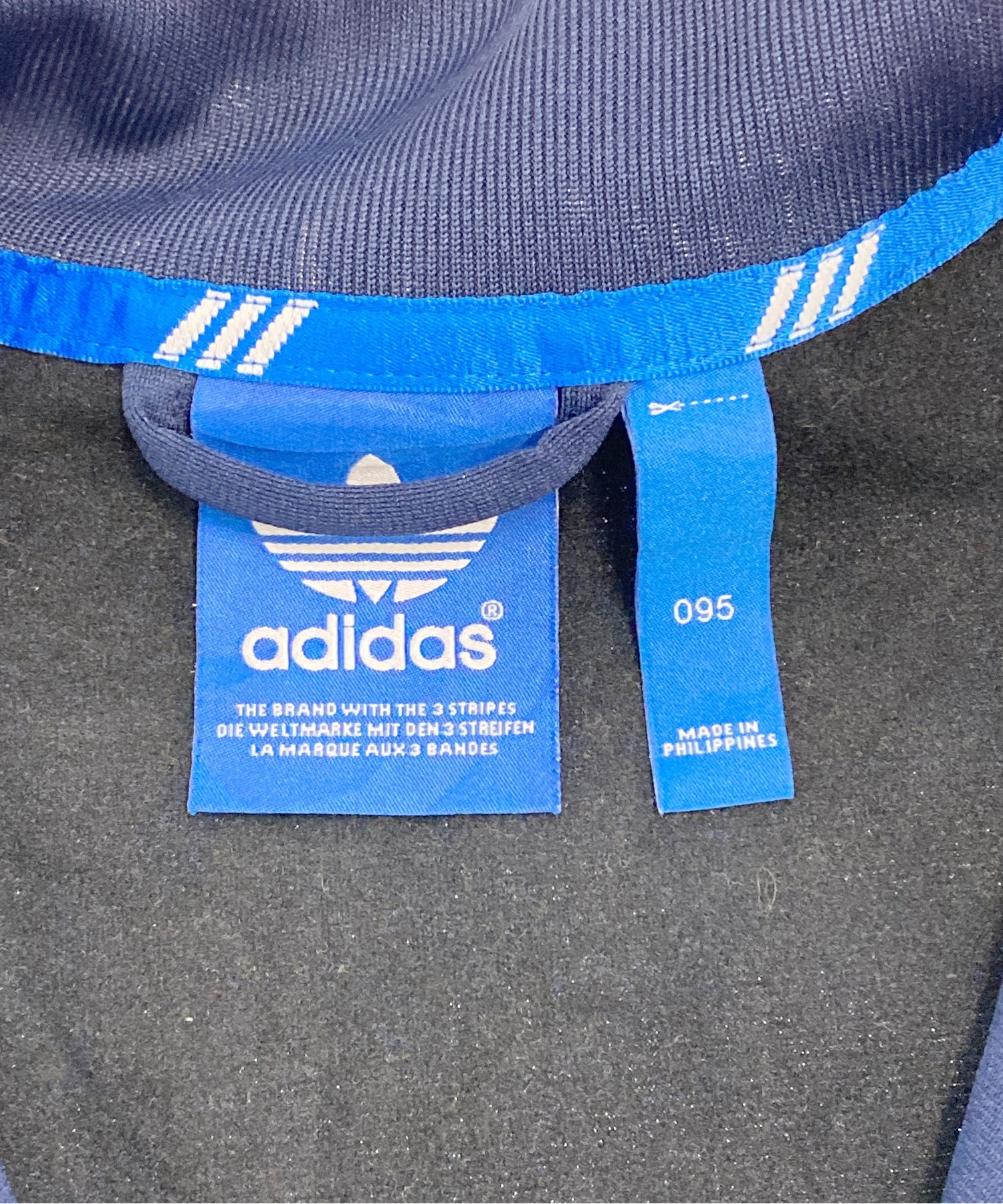 adidasブランドジャージ - Image 3