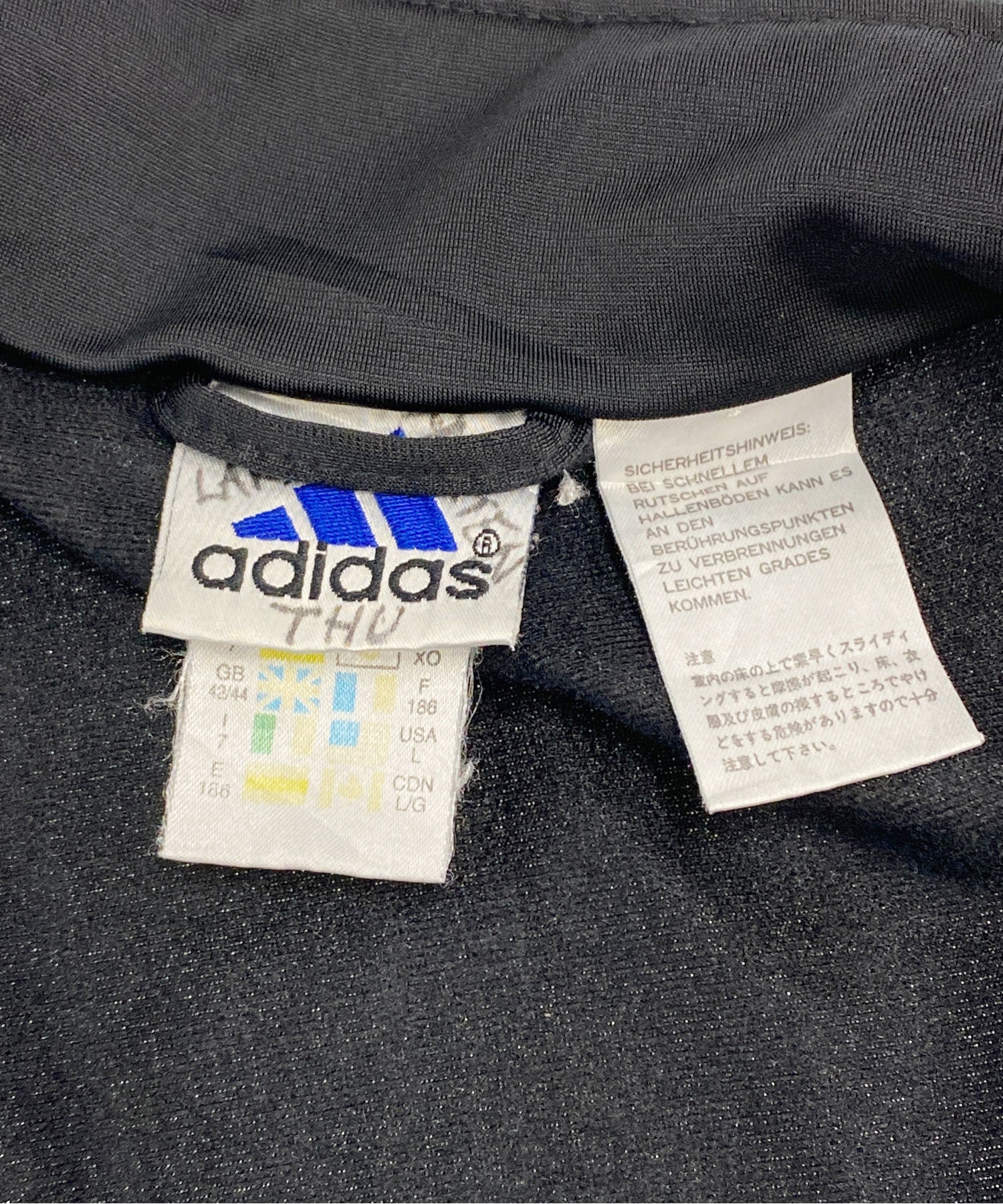 adidasブランドジャージ - Image 3