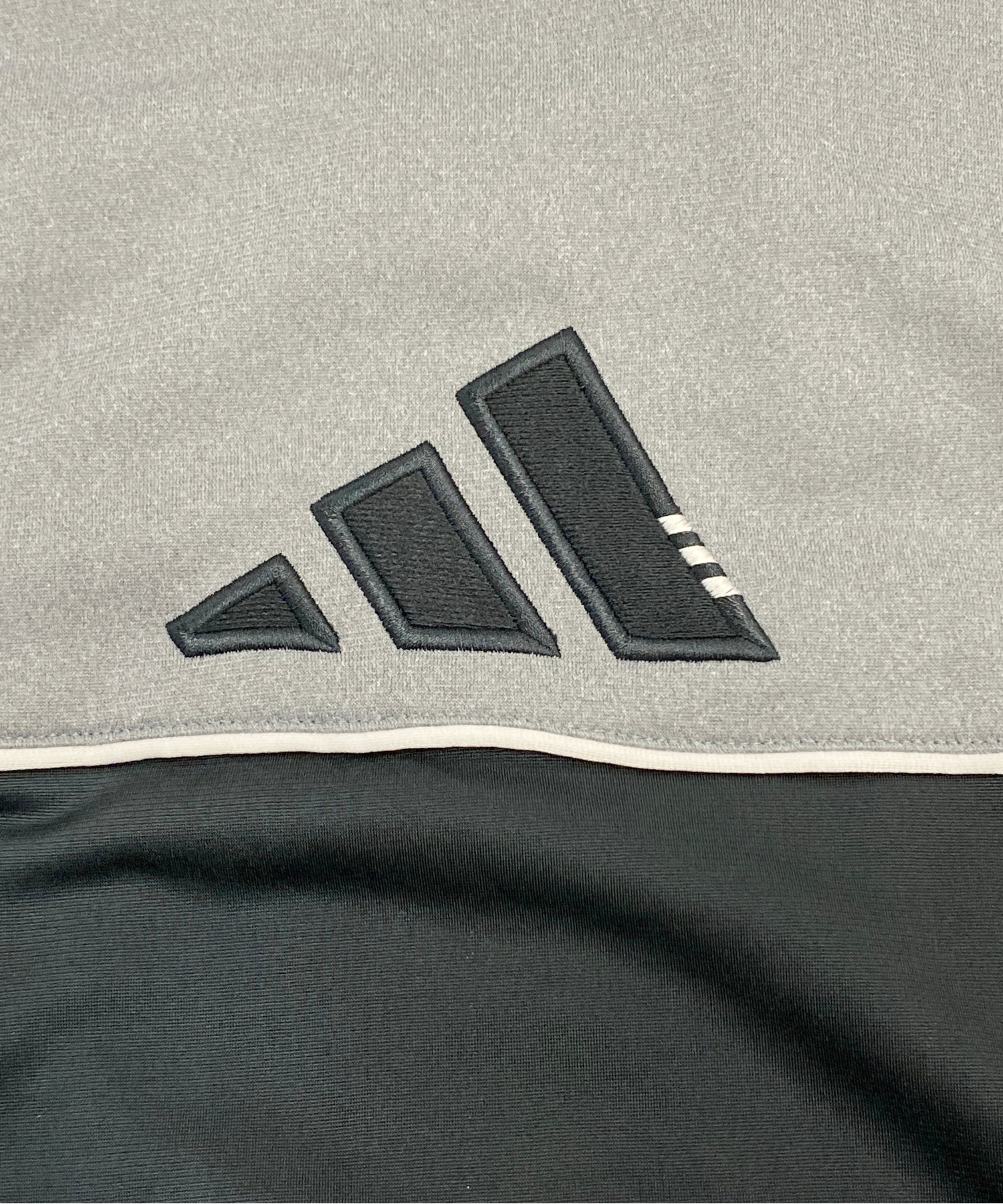 adidasブランドジャージ - Image 7