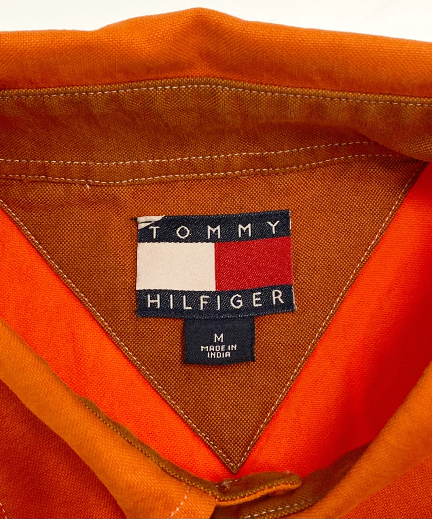 TOMMYブランドシャツ - Image 3