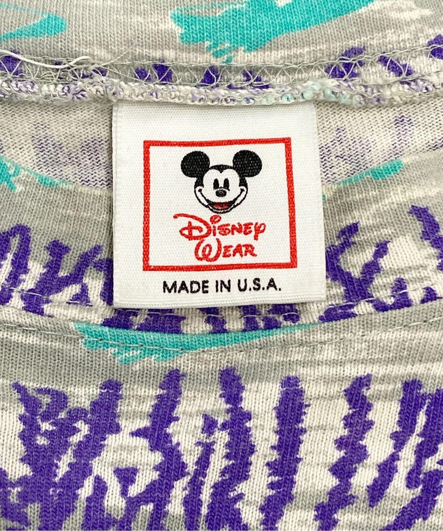 Disney キャラクターTシャツ - Image 3