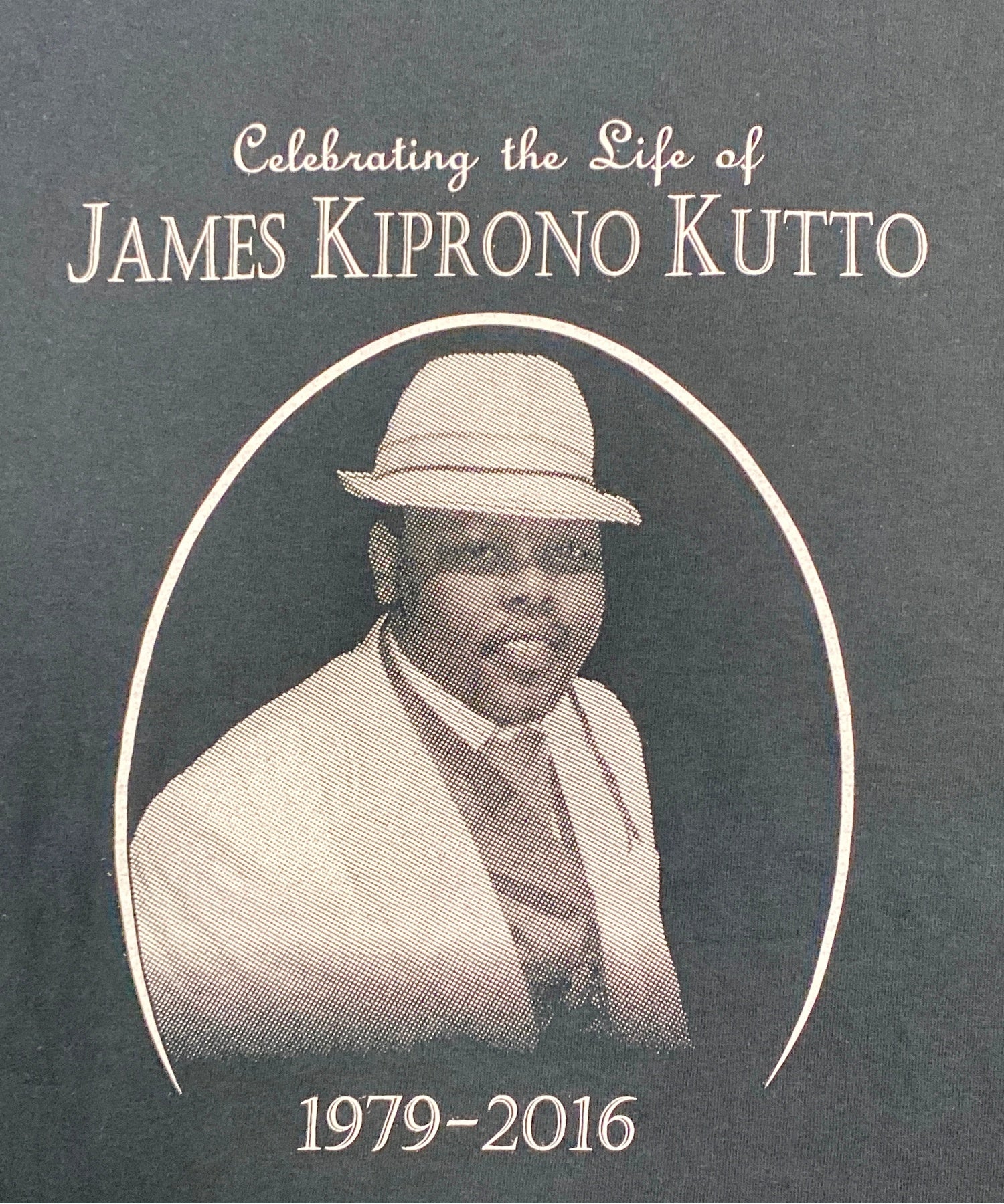 JAMES KIPRONO KUTT バンドTシャツ - Image 4