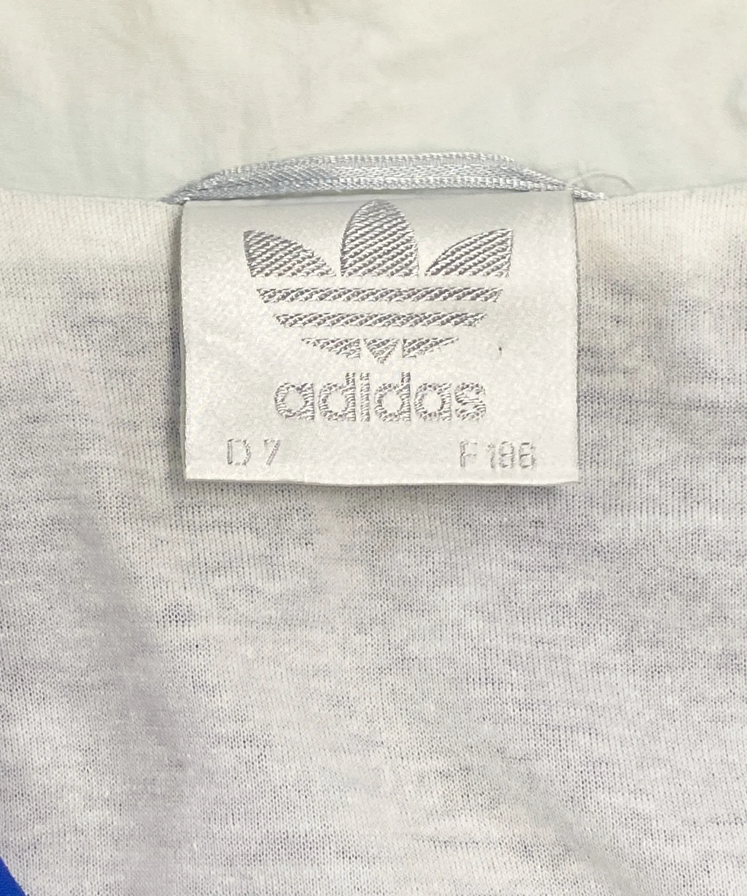 adidas ブランドナイロンジャケット - Image 3