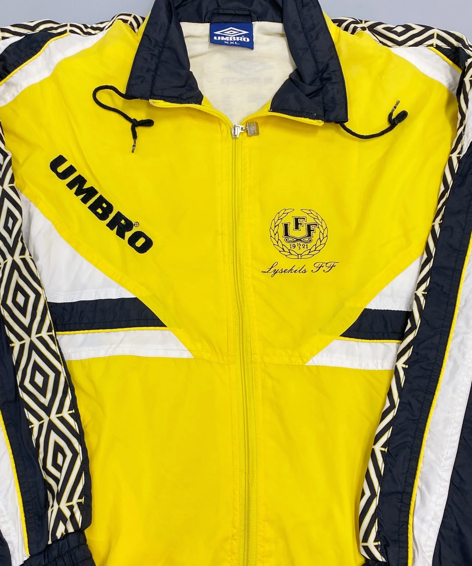 UMBRO ブランドナイロンジャケット - Image 4
