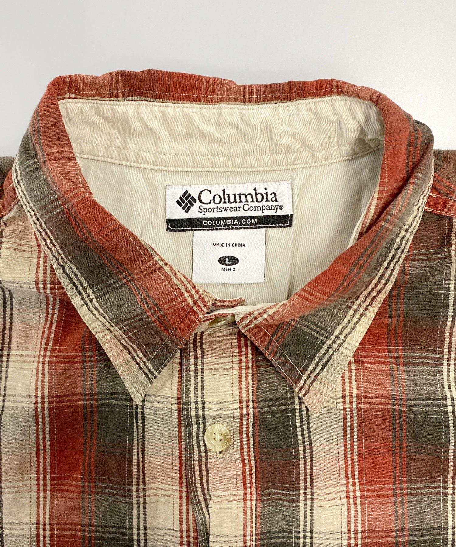 Columbia アウトドアブランドシャツ - Image 3