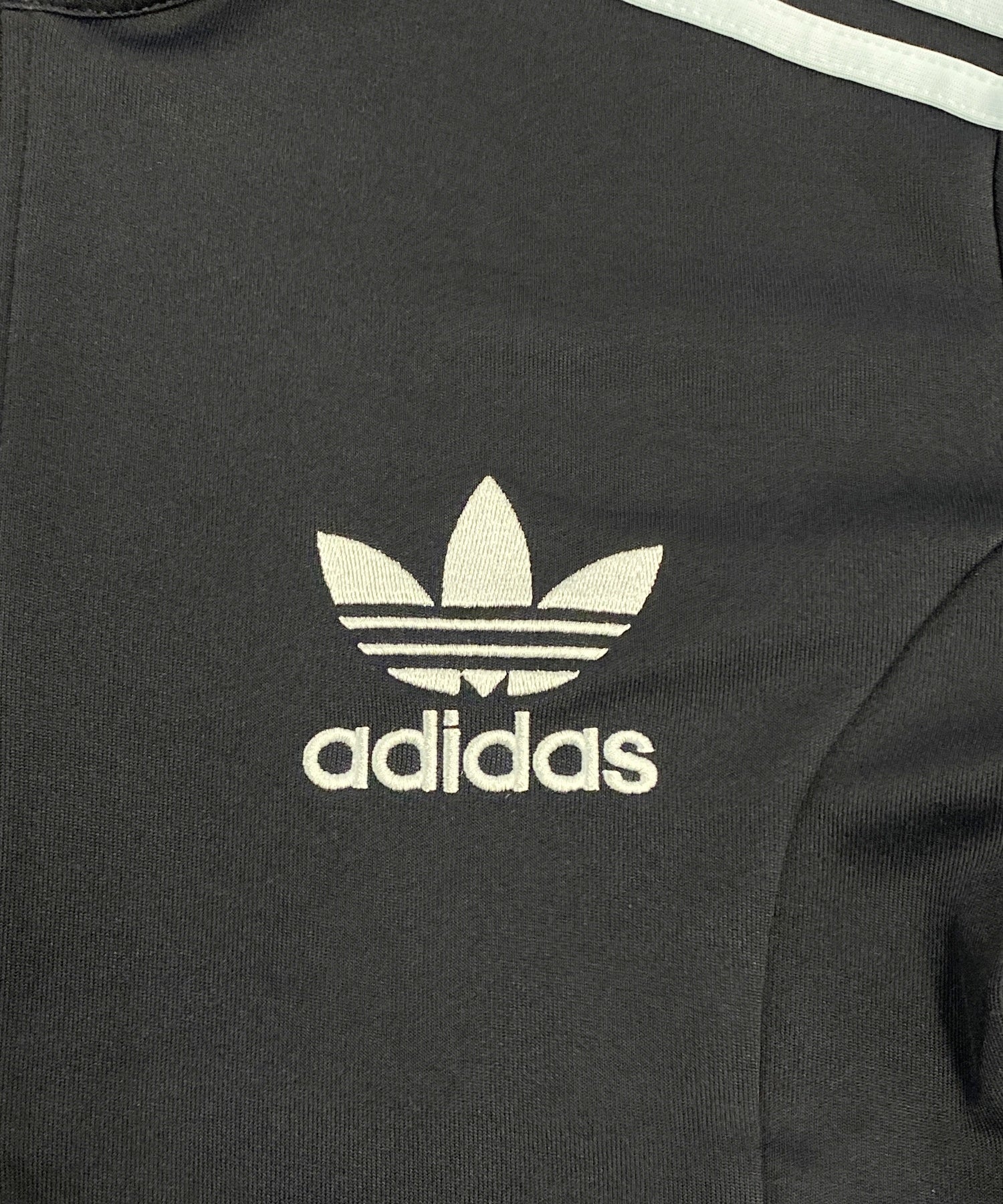 adidas ブランドジャージ - Image 5