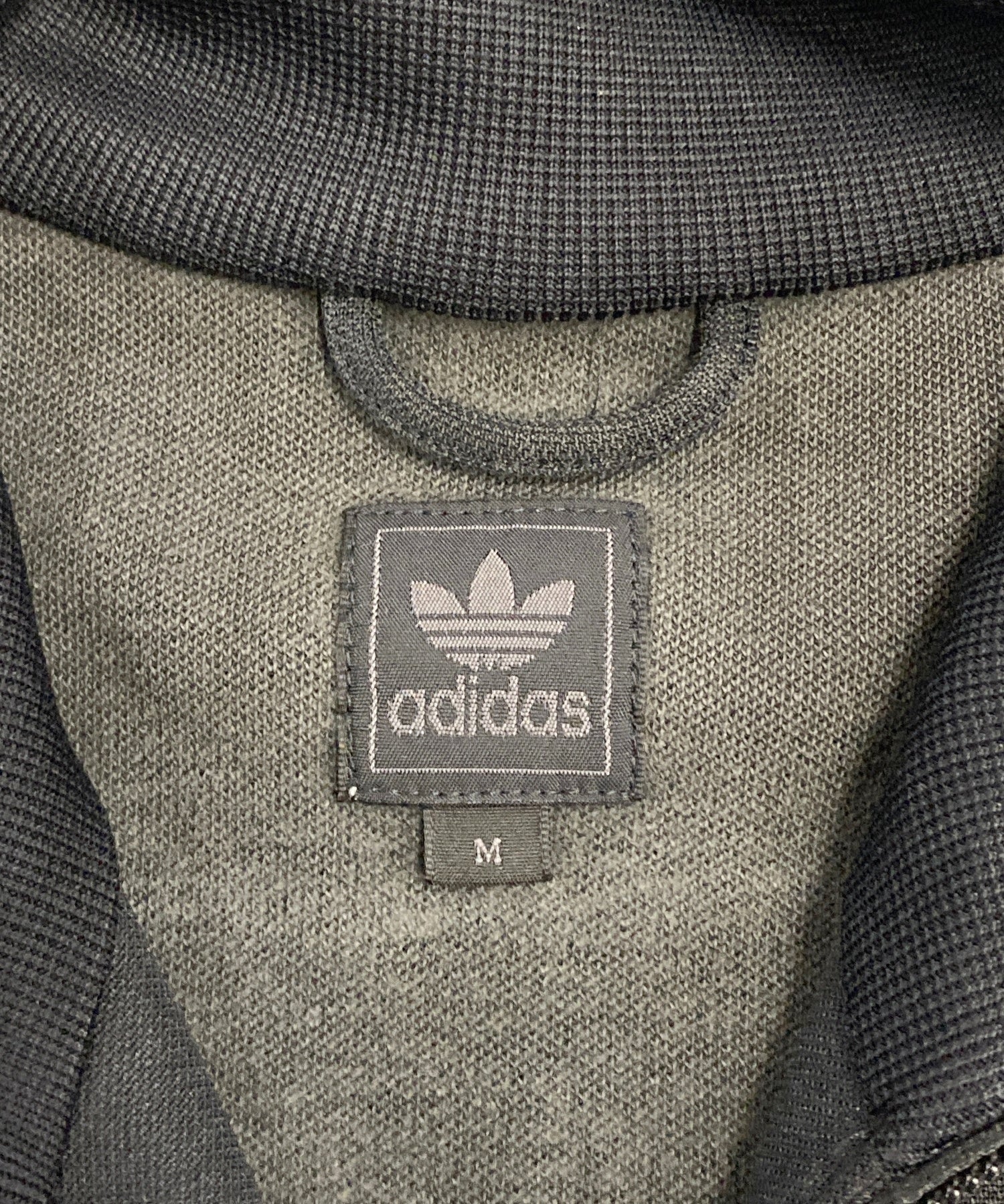 adidas ブランドジャージ - Image 3
