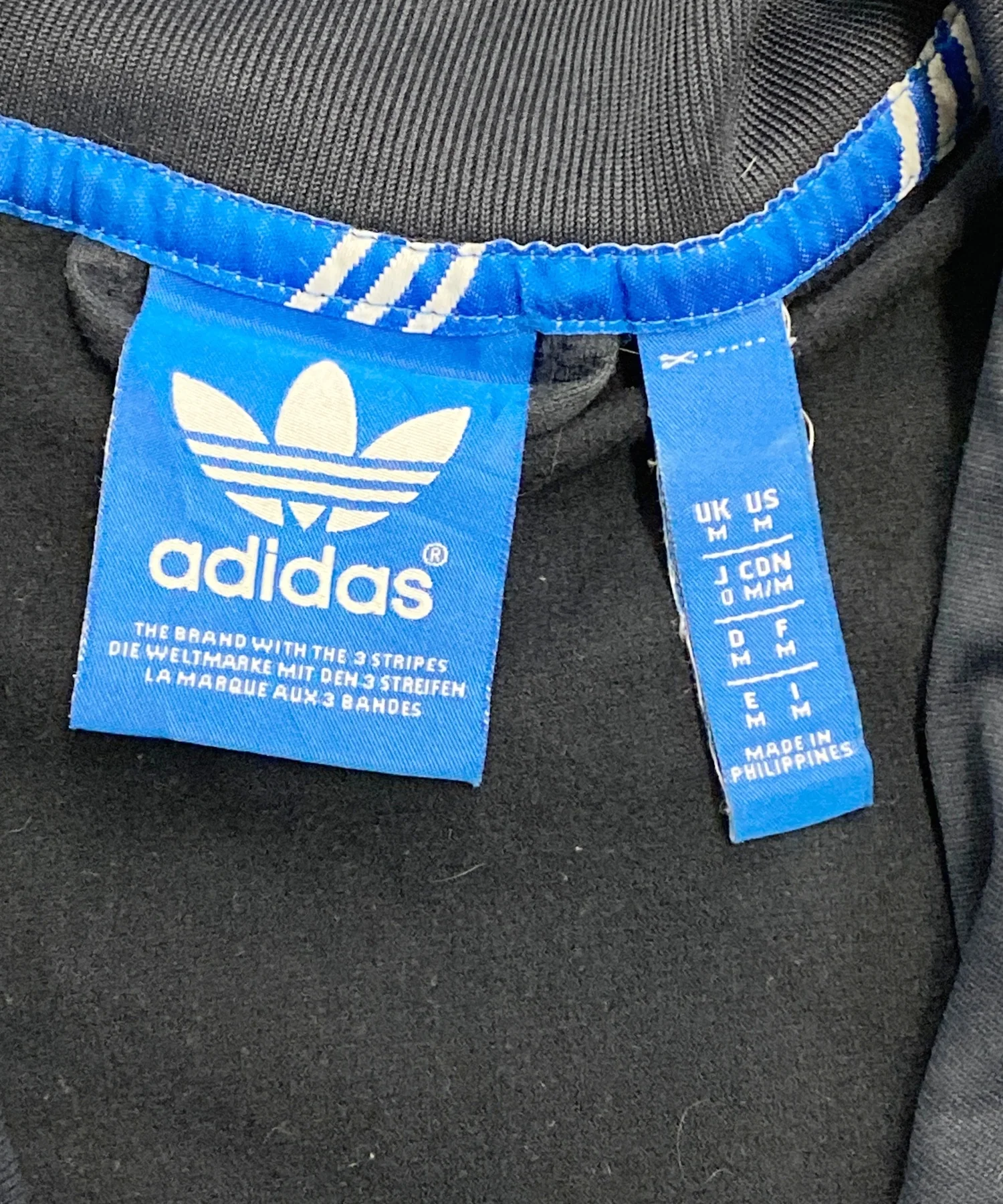 adidas ブランドジャージ - Image 3