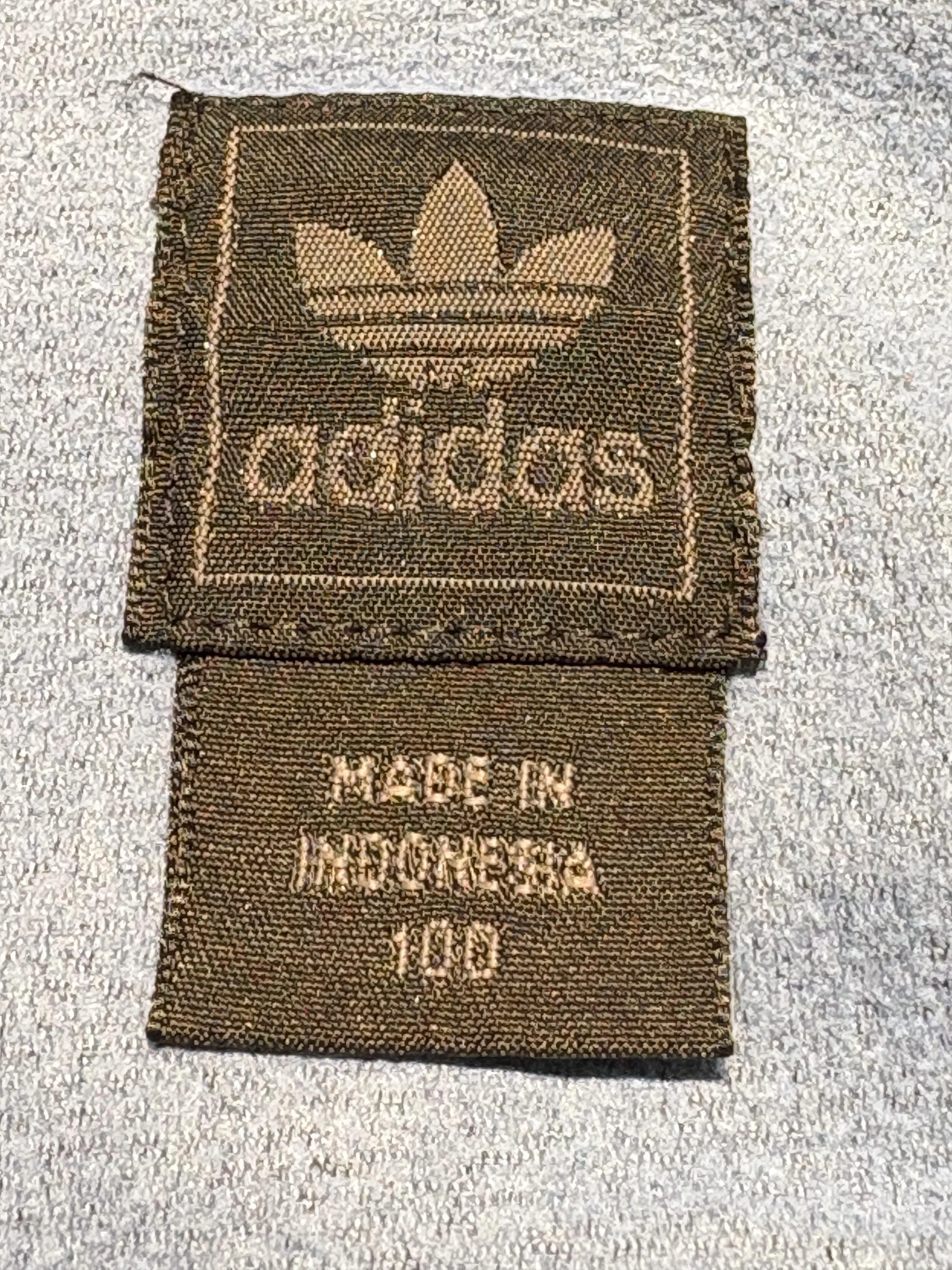 adidas トラックジャケット - Image 4