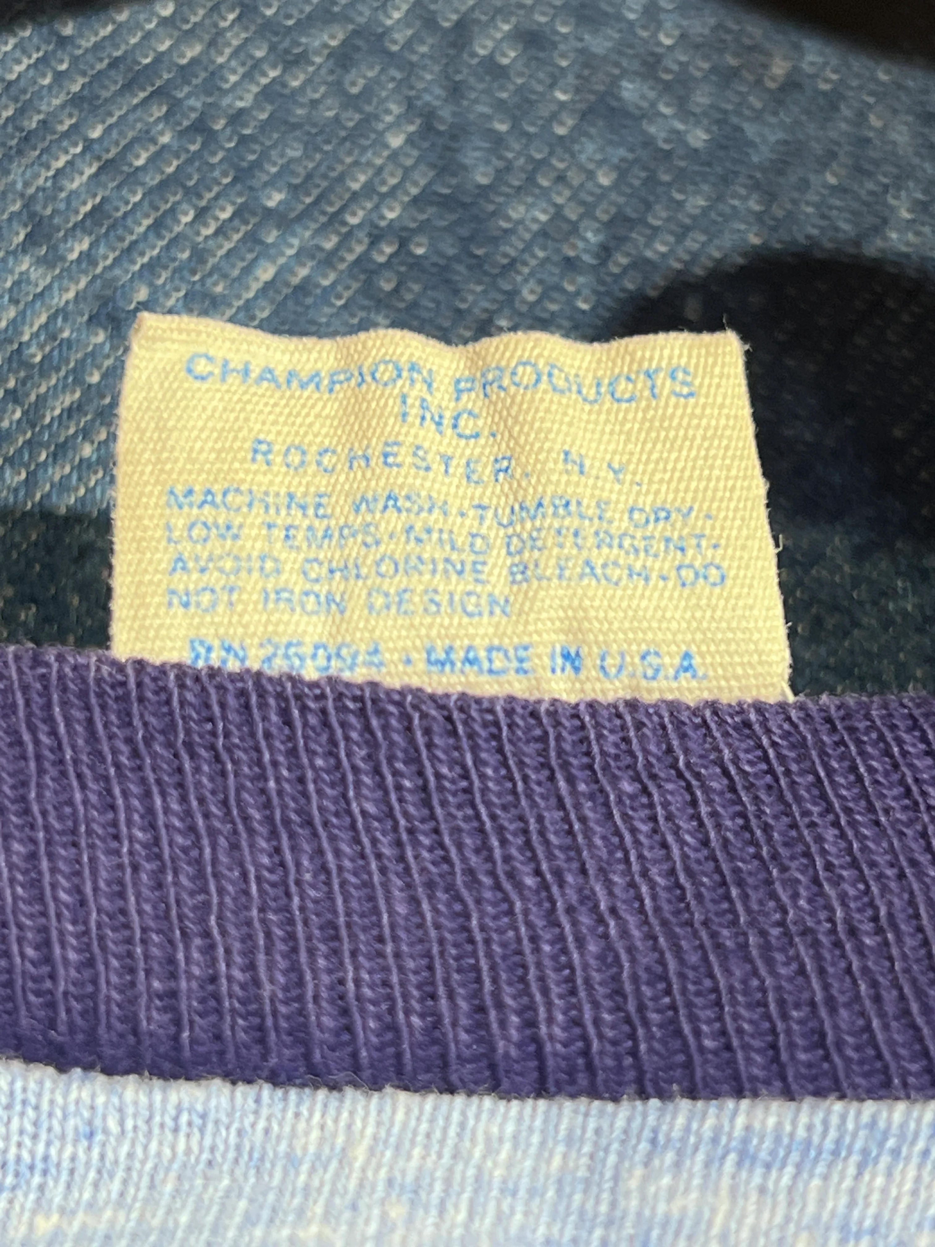 Champion チャンピオンTシャツ - Image 11