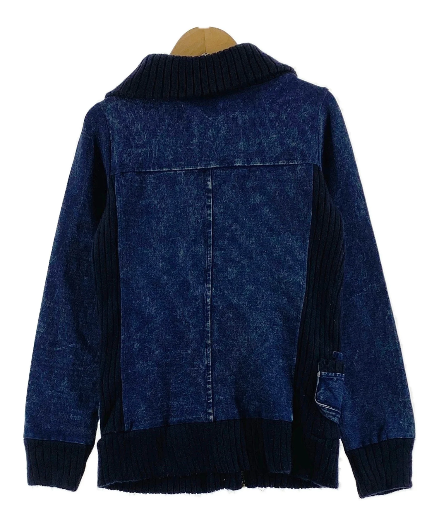 KAVACH ニット - Image 2