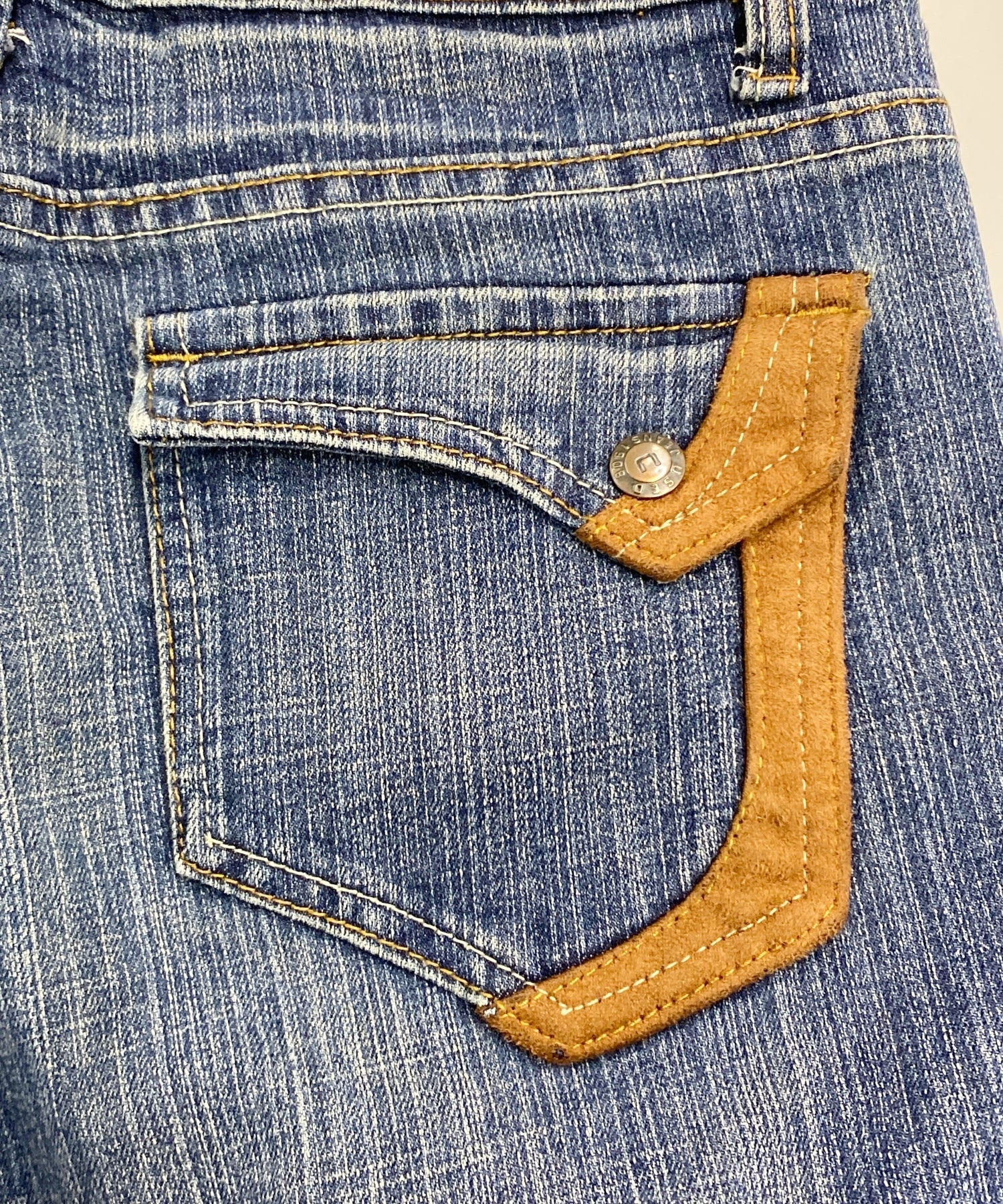 USED Jeansデニムショーツ - Image 4