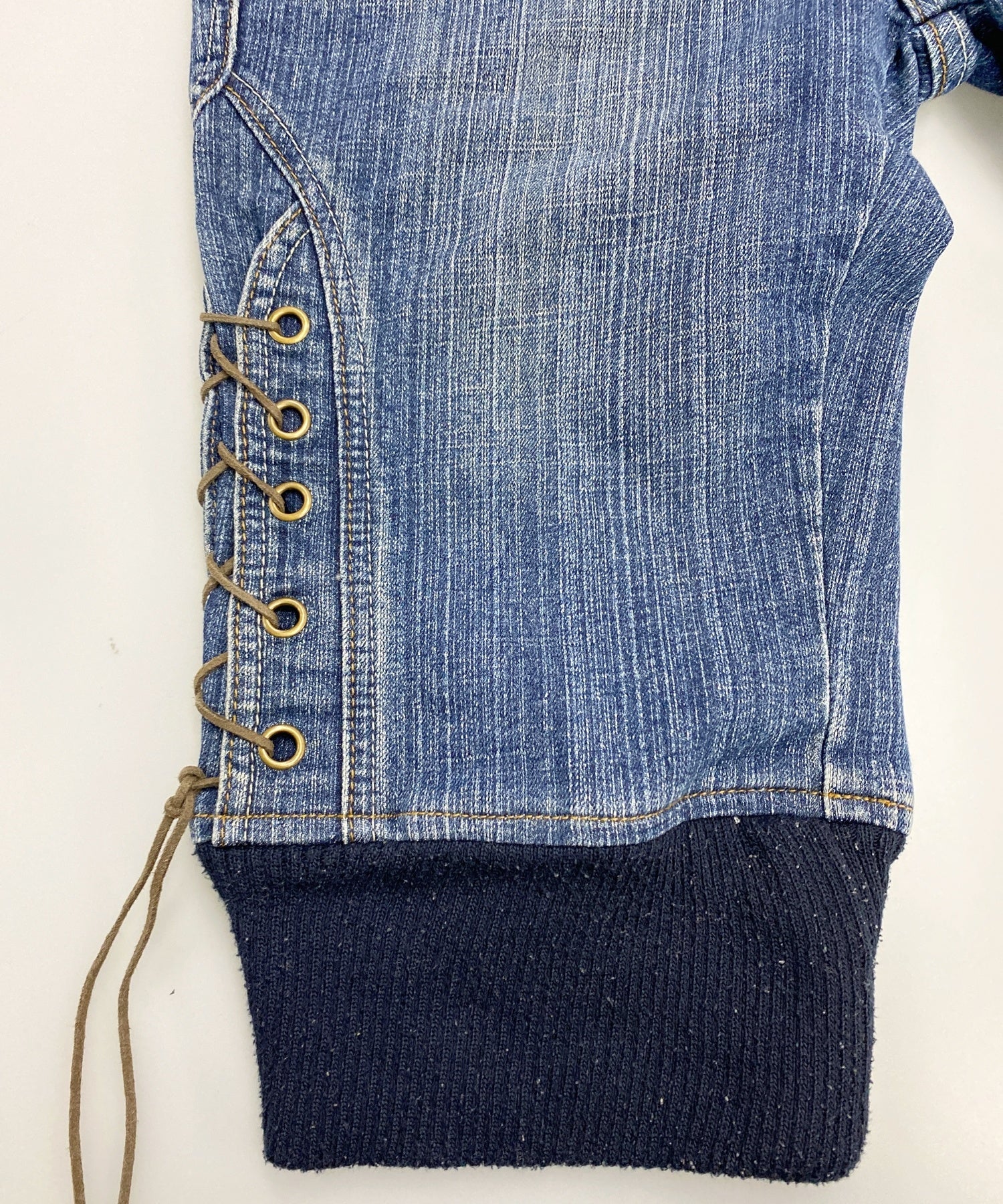USED Jeansデニムショーツ - Image 5