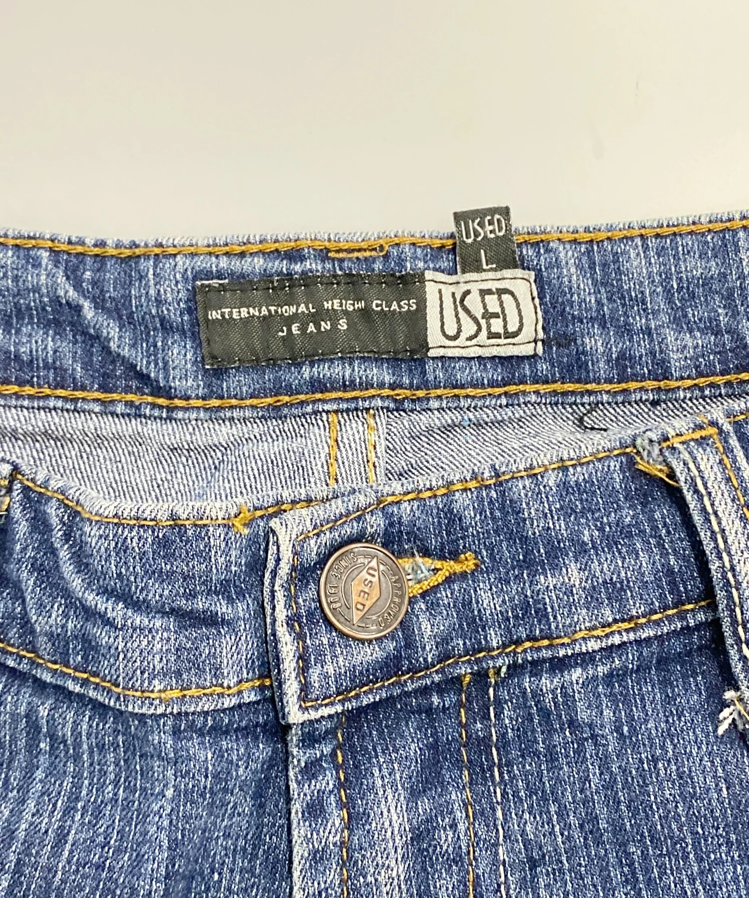 USED Jeansデニムショーツ - Image 6