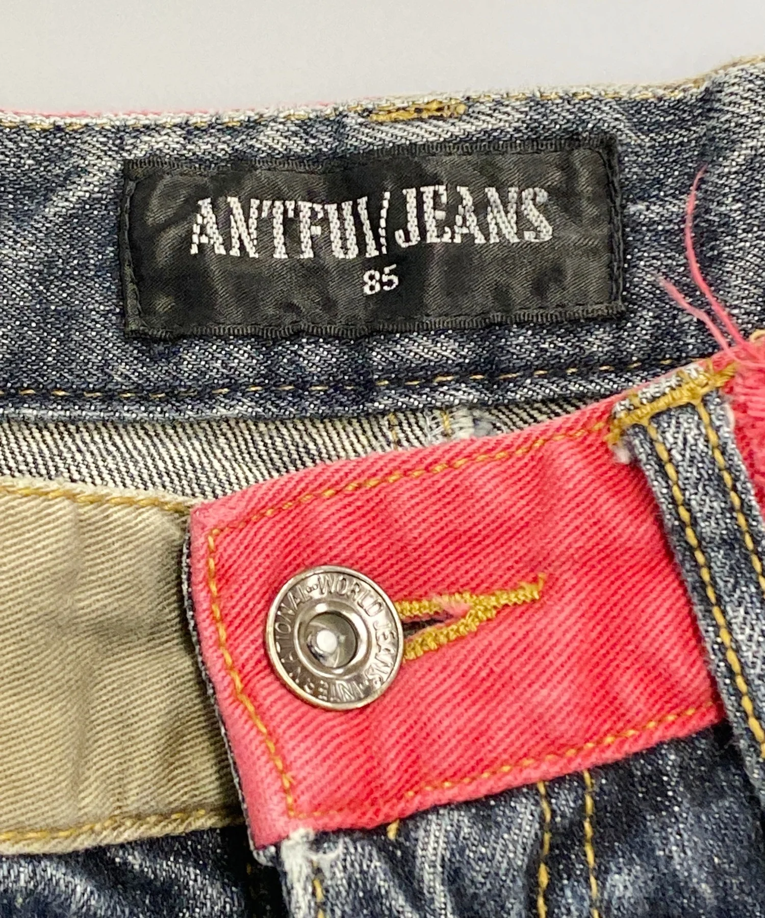 ANTFUI JEANSデニムショーツ - Image 5