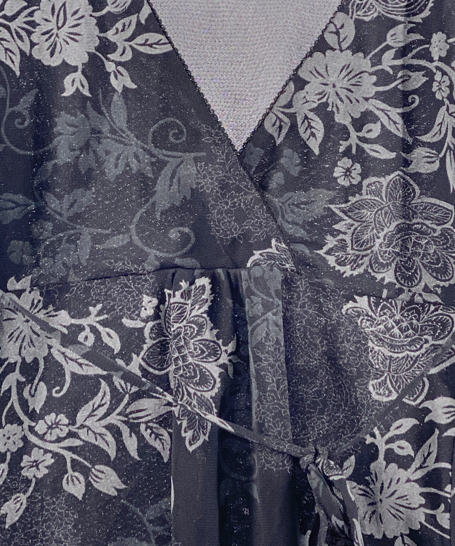 Think Chic 長袖Tシャツ - Image 4