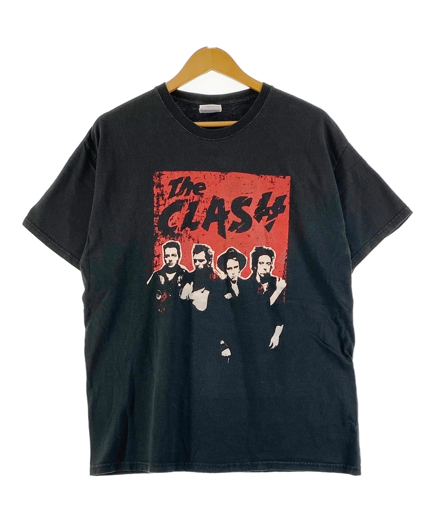 the CLASH バンドTシャツ