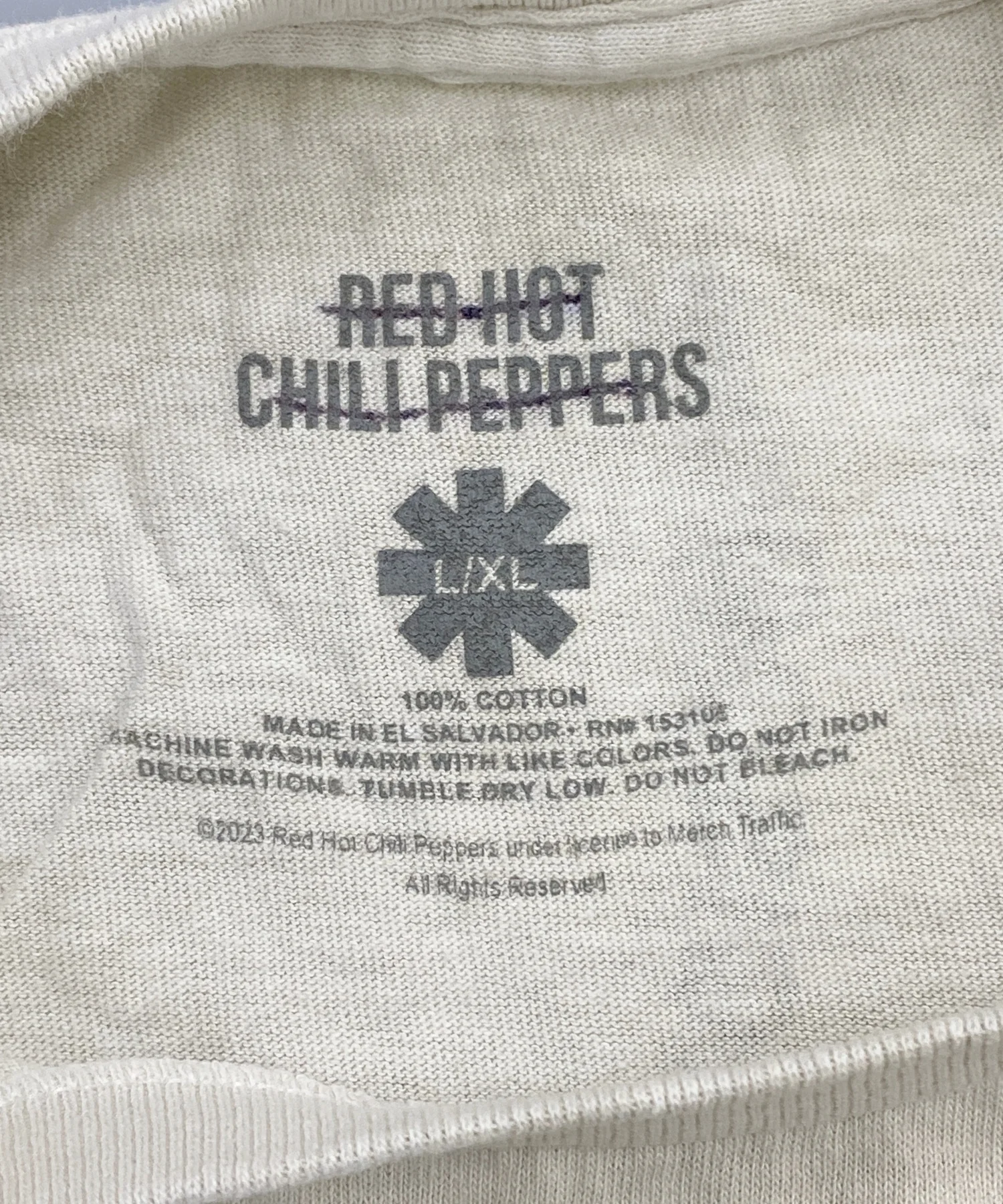 Red Hot Chili Peppers バンドTシャツ - Image 3