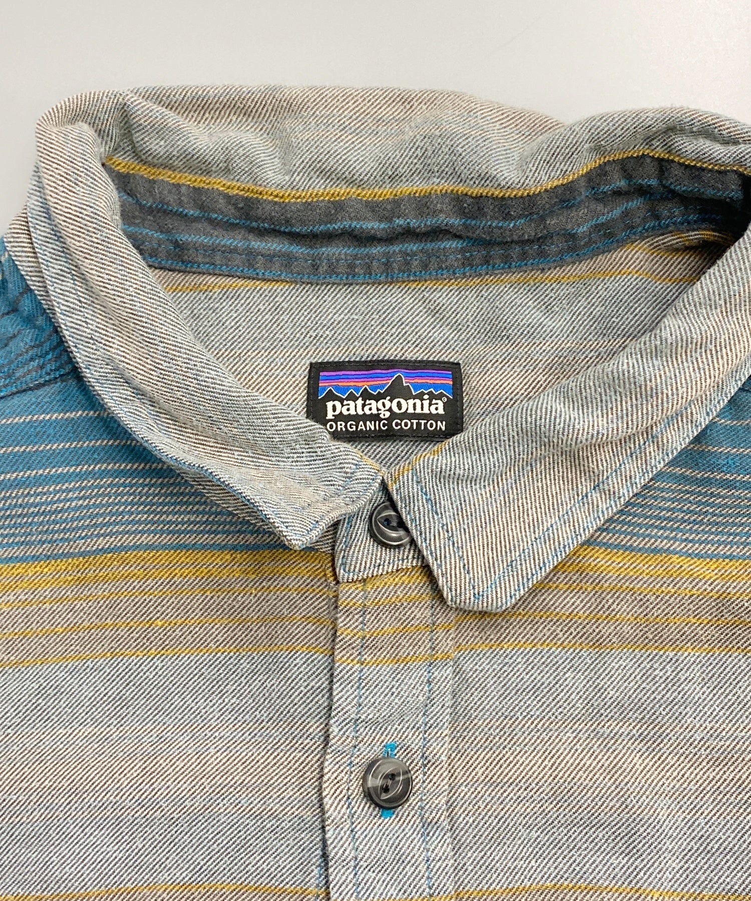 Patagonia ブランドシャツ - Image 3