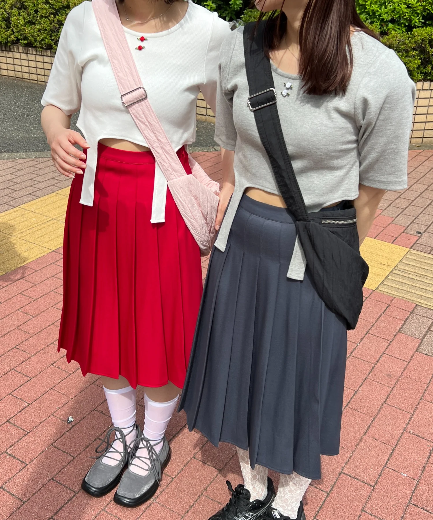 バラポイントガーターTシャツ - Image 16