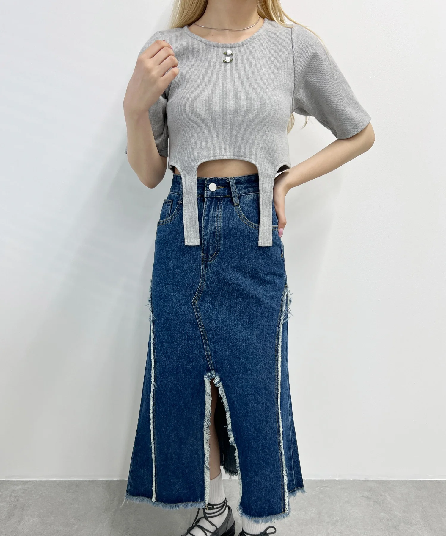 バラポイントガーターTシャツ - Image 9