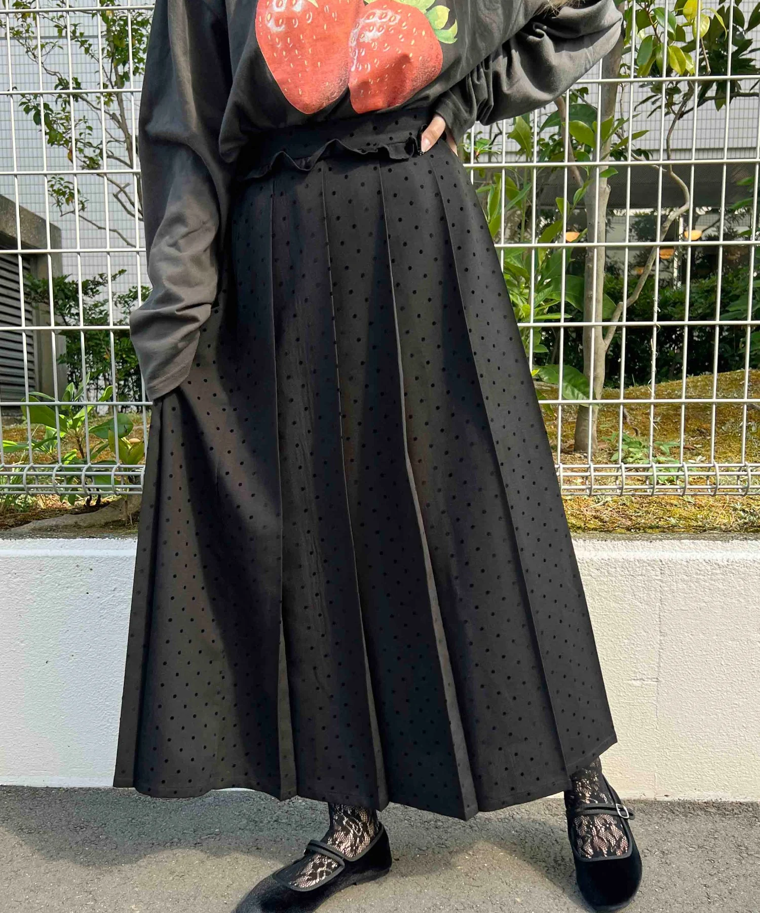 フリルウエストドットロングスカート - Image 9