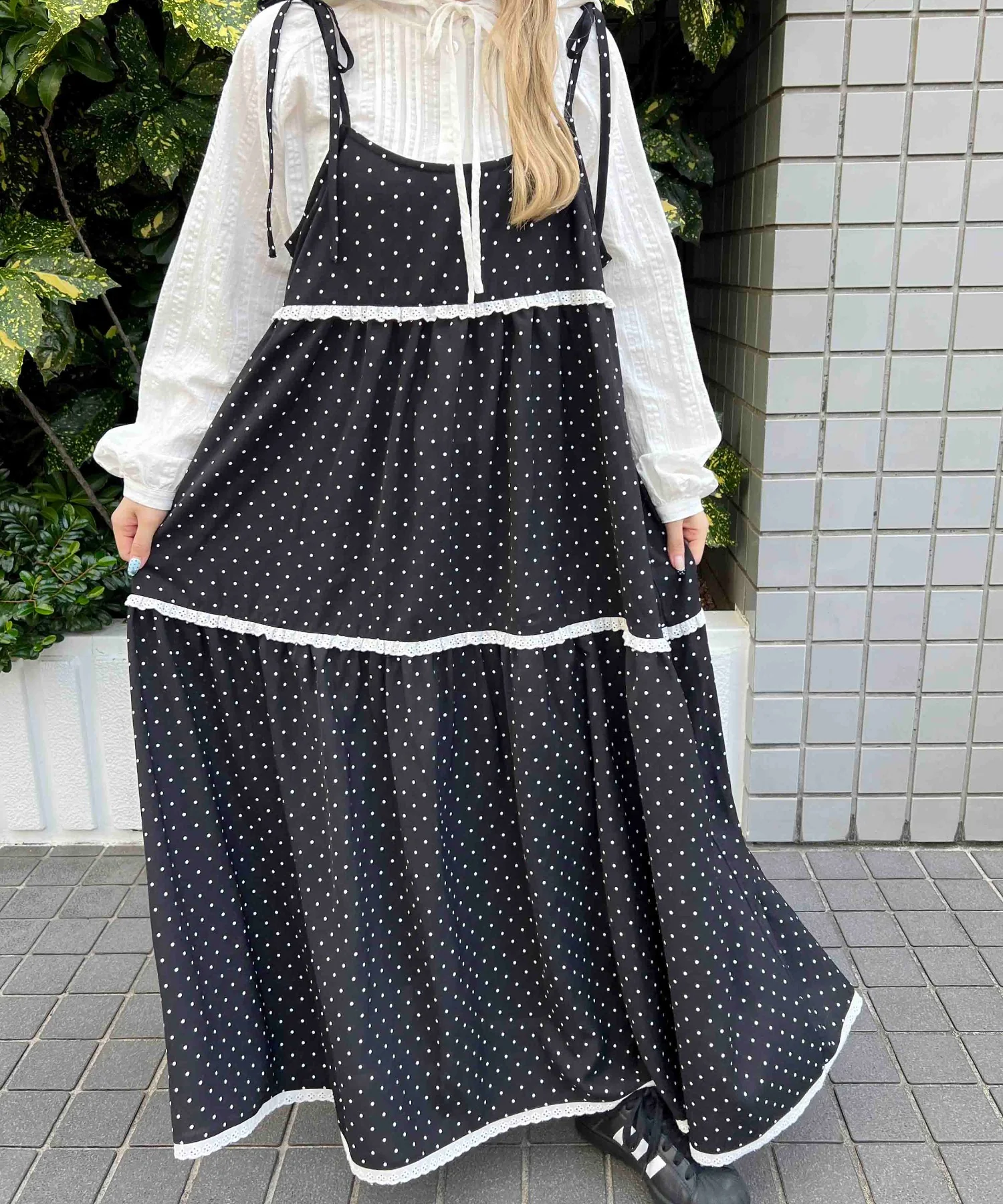 レースフリルロングワンピース