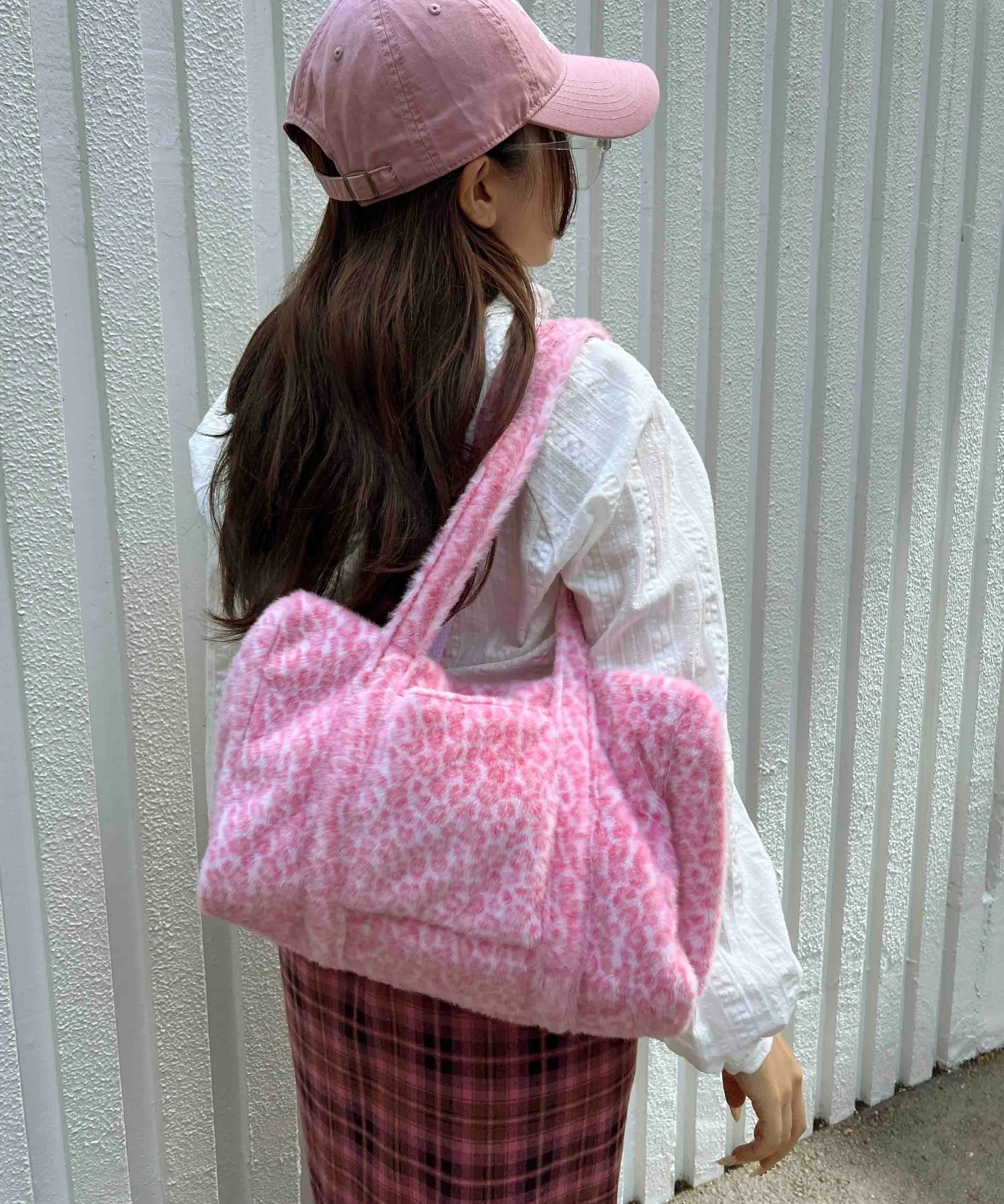 モコモコレオパードバッグ - Image 12