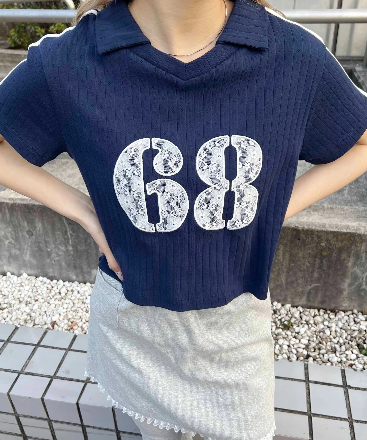 レースワッペンラインTシャツ - Image 5