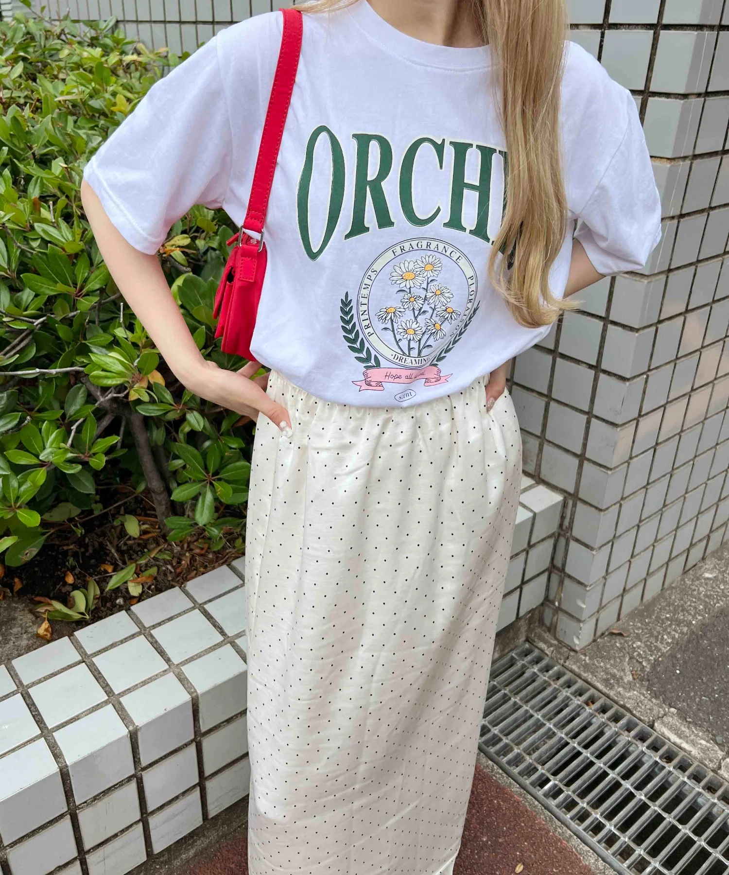 フラワーカレッジTシャツ - Image 4