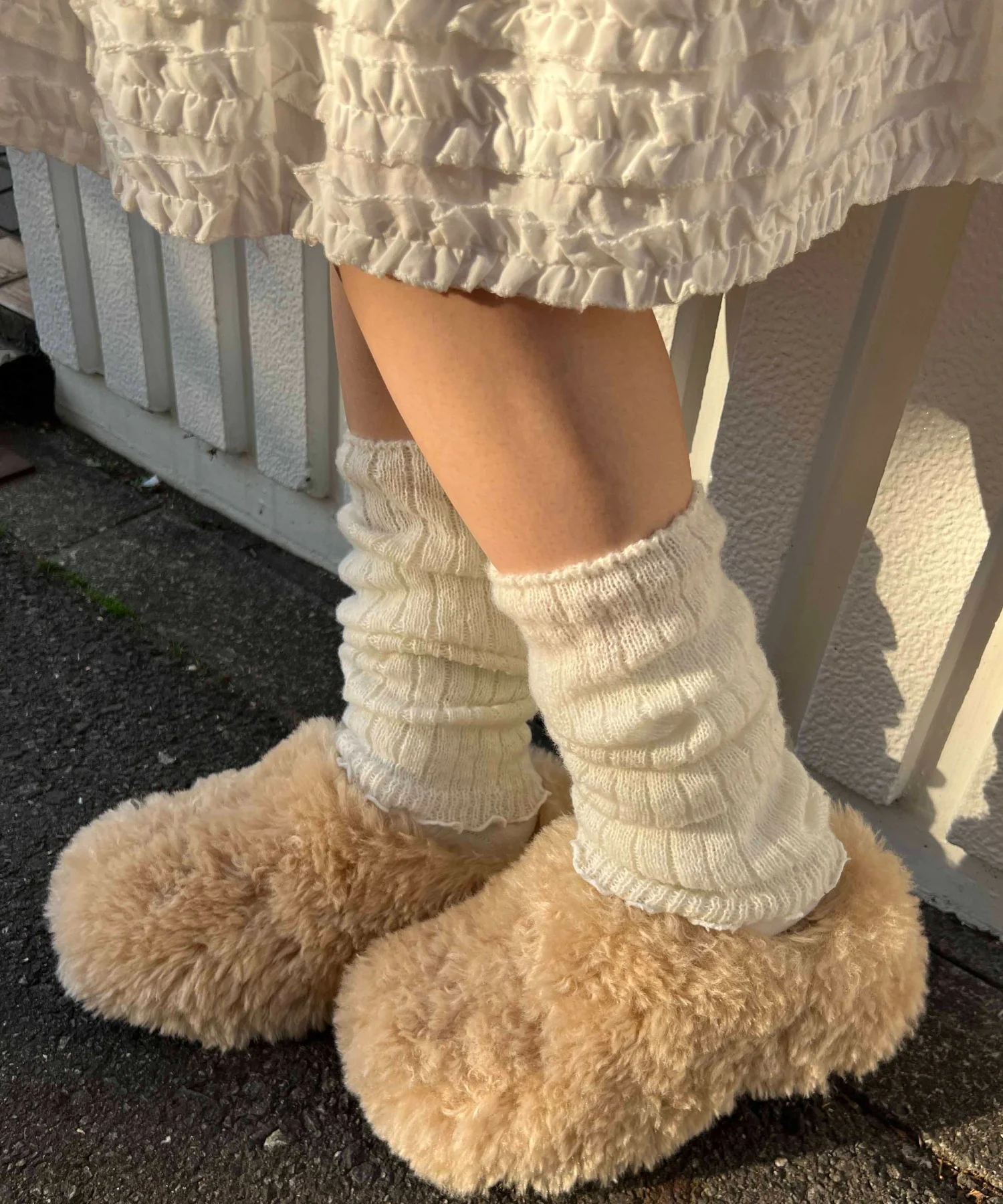モコモコ厚底シューズ
