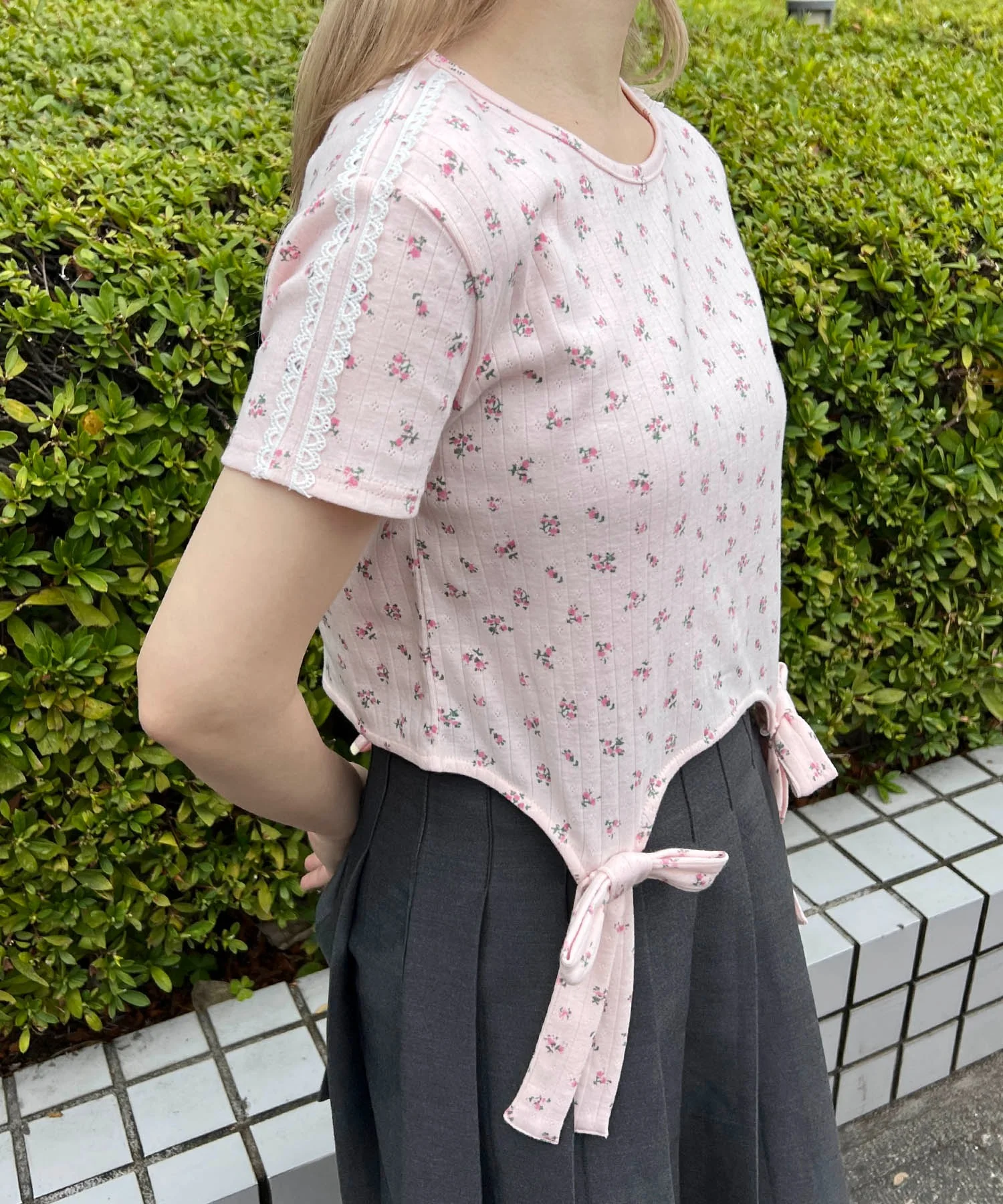 リトルフラワーWリボンTシャツ - Image 9